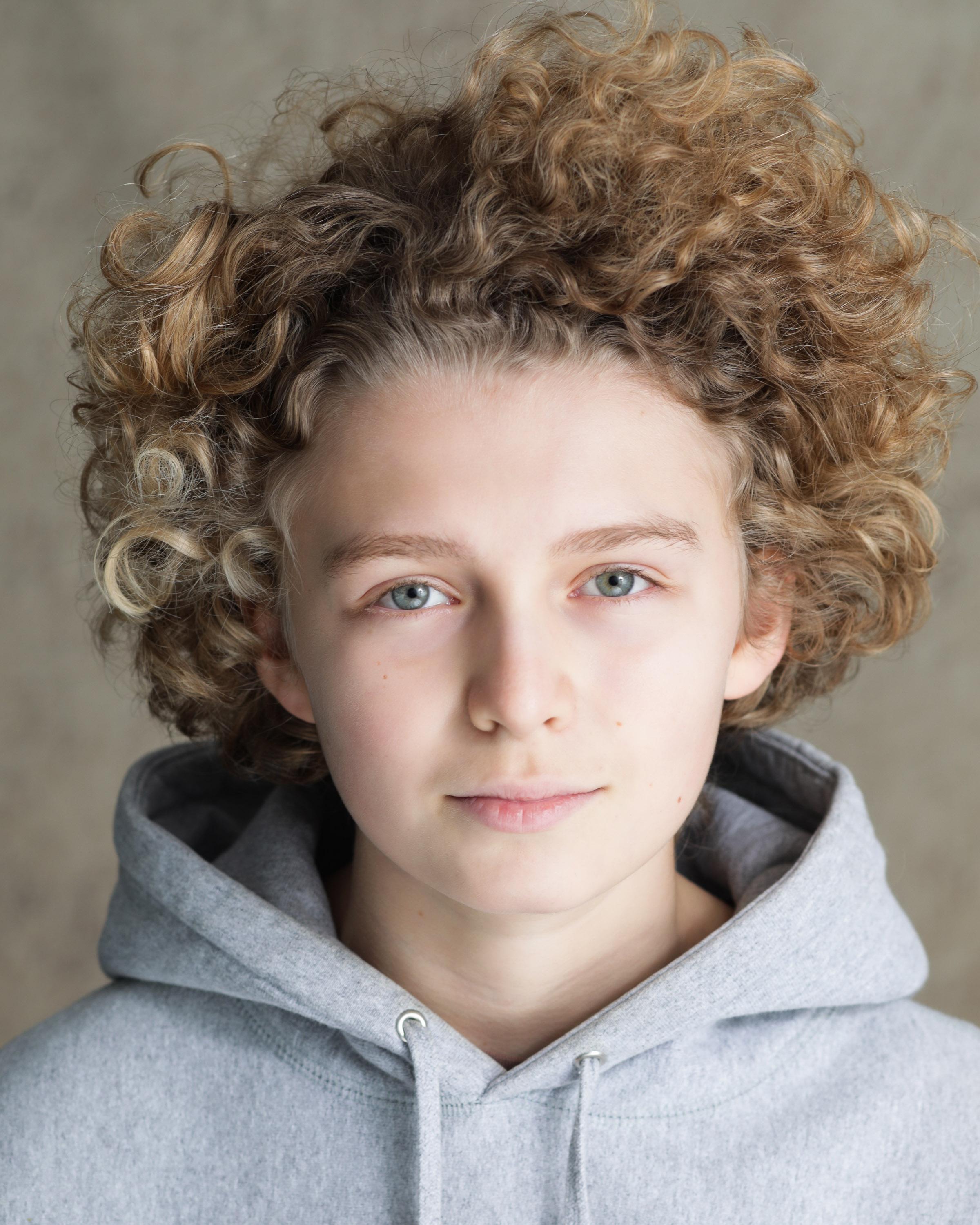 actor Declan Miele-Howell large photo