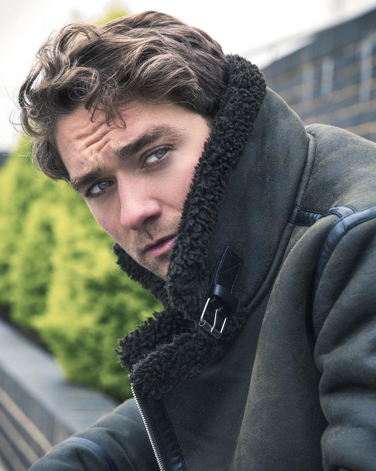 actor Louis James large photo