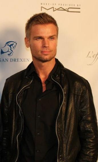 actor Marc Menard large photo