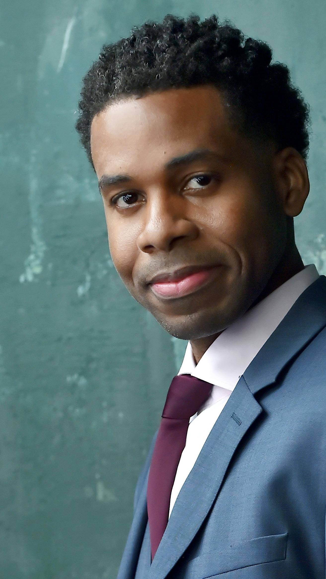 actor Larvell Hood large photo