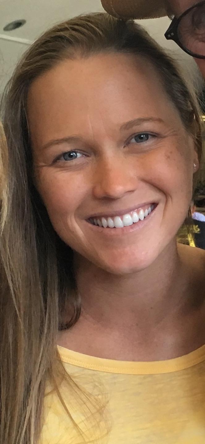 actor Ashley Weinhold large photo