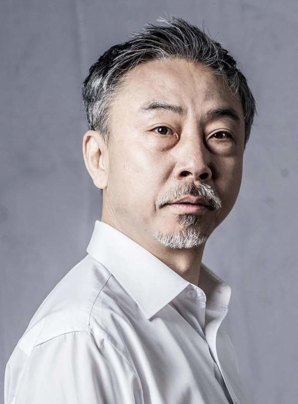 actor Shin Hyun-jong large photo