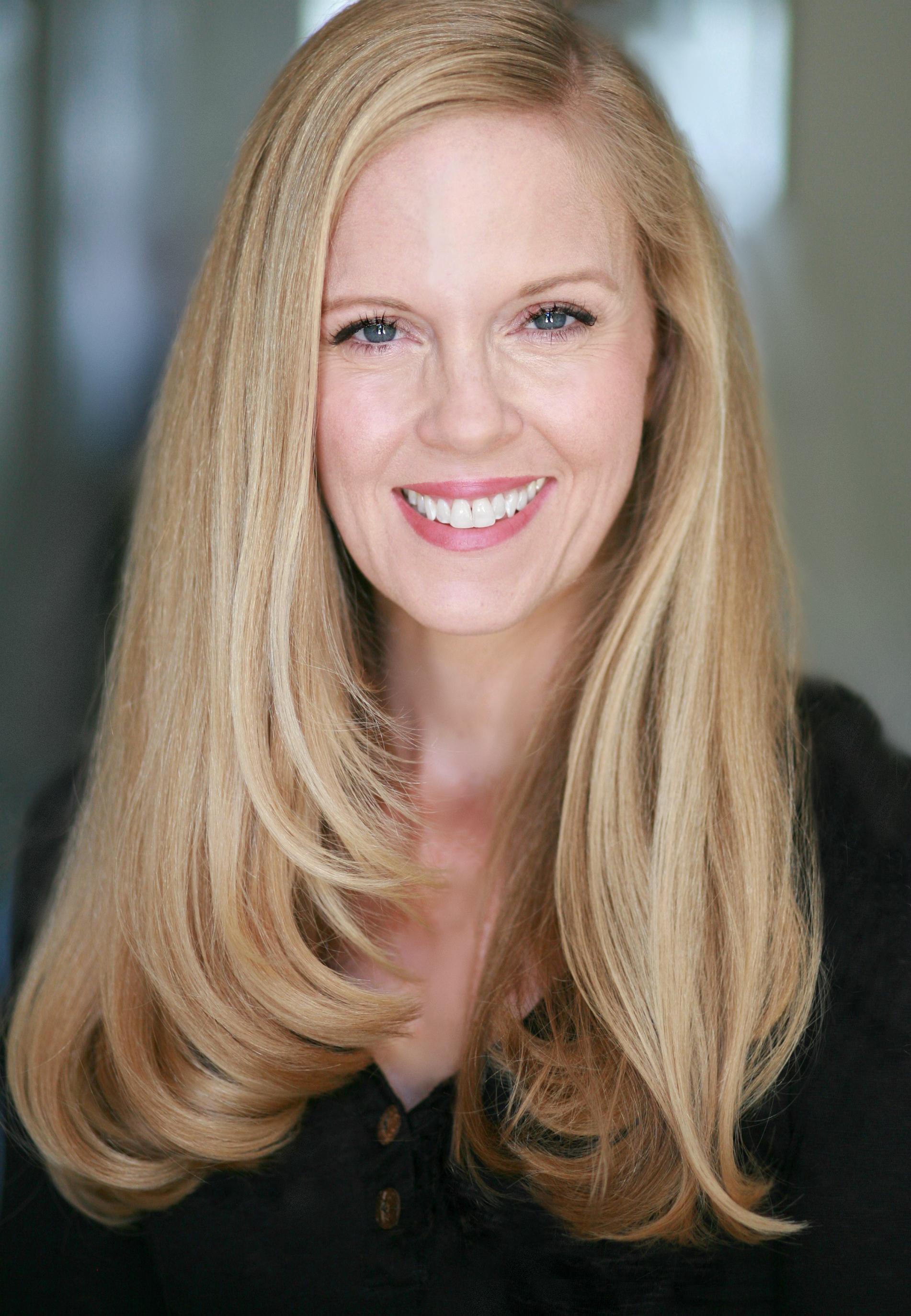 actor Beth Shea large photo