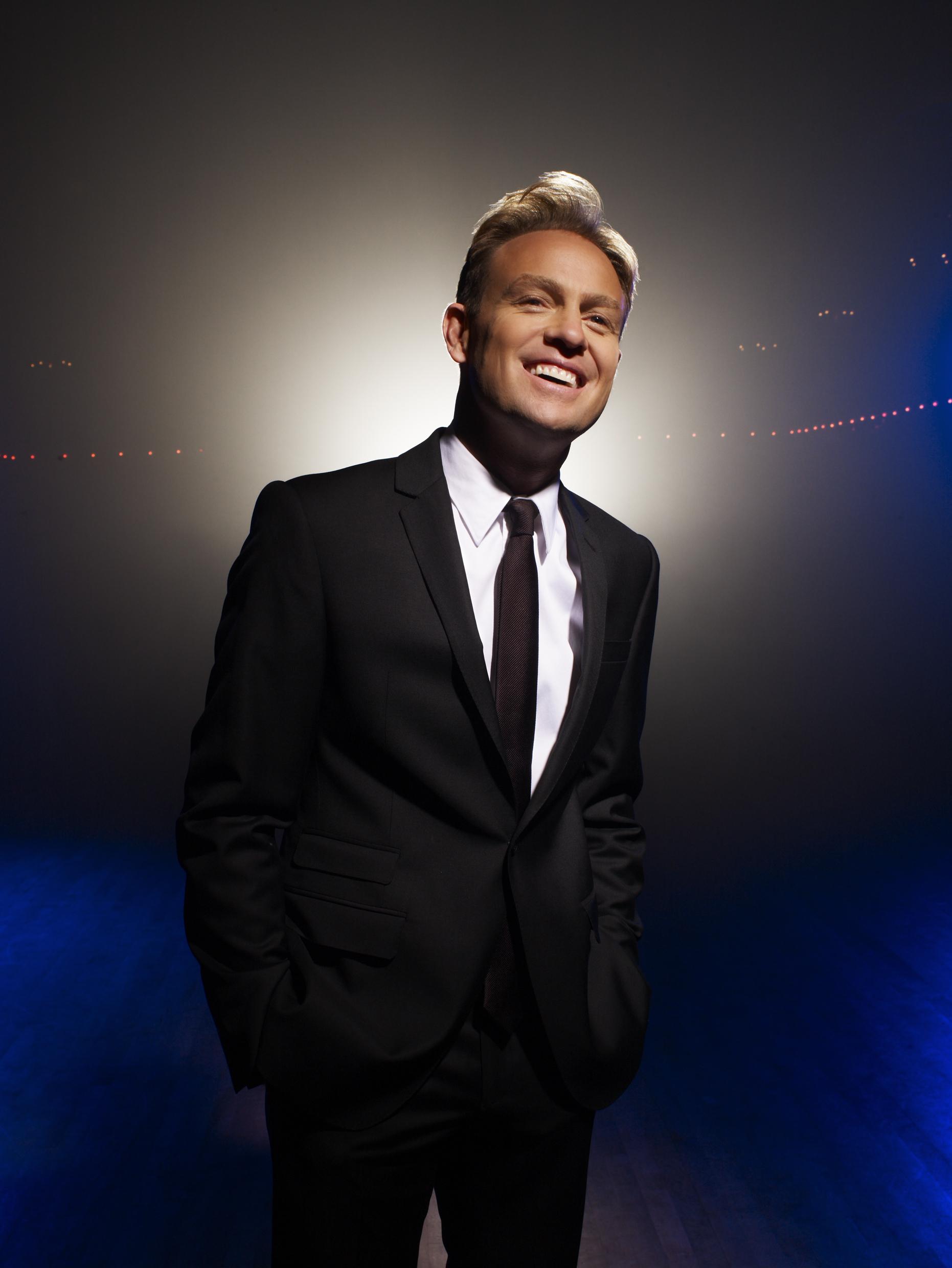 actor Jason Donovan large photo