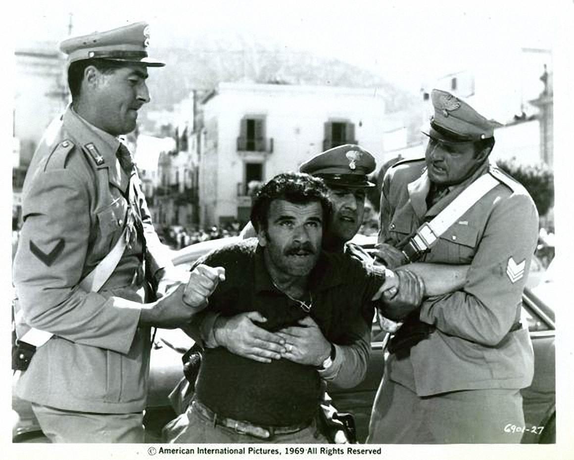 actor Tano Cimarosa large photo