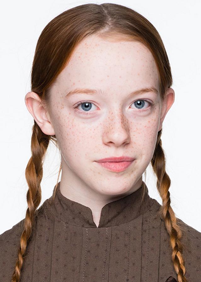 actor Amybeth McNulty large photo