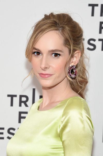 actor Daisy Bishop large photo