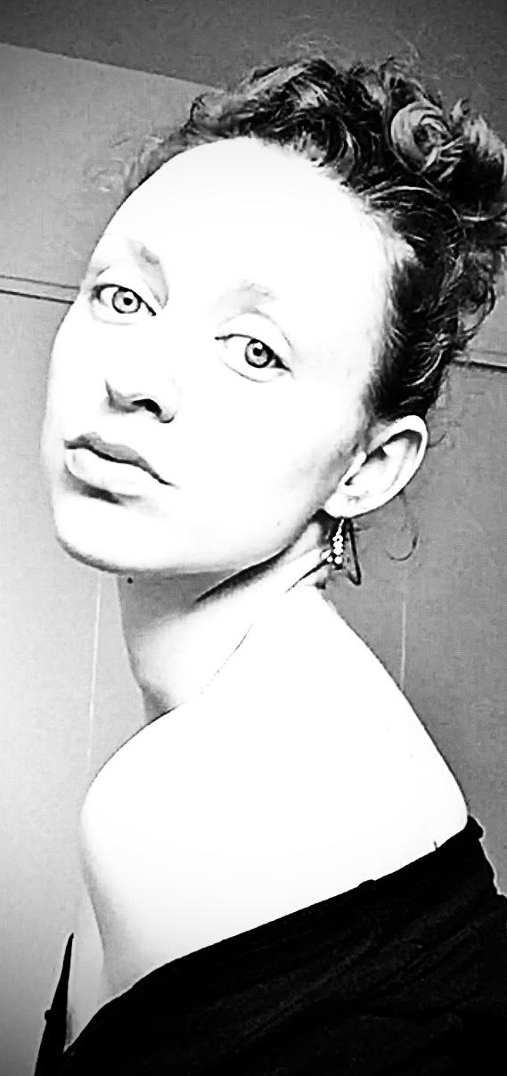 actor Jessica Lauren Taylor large photo