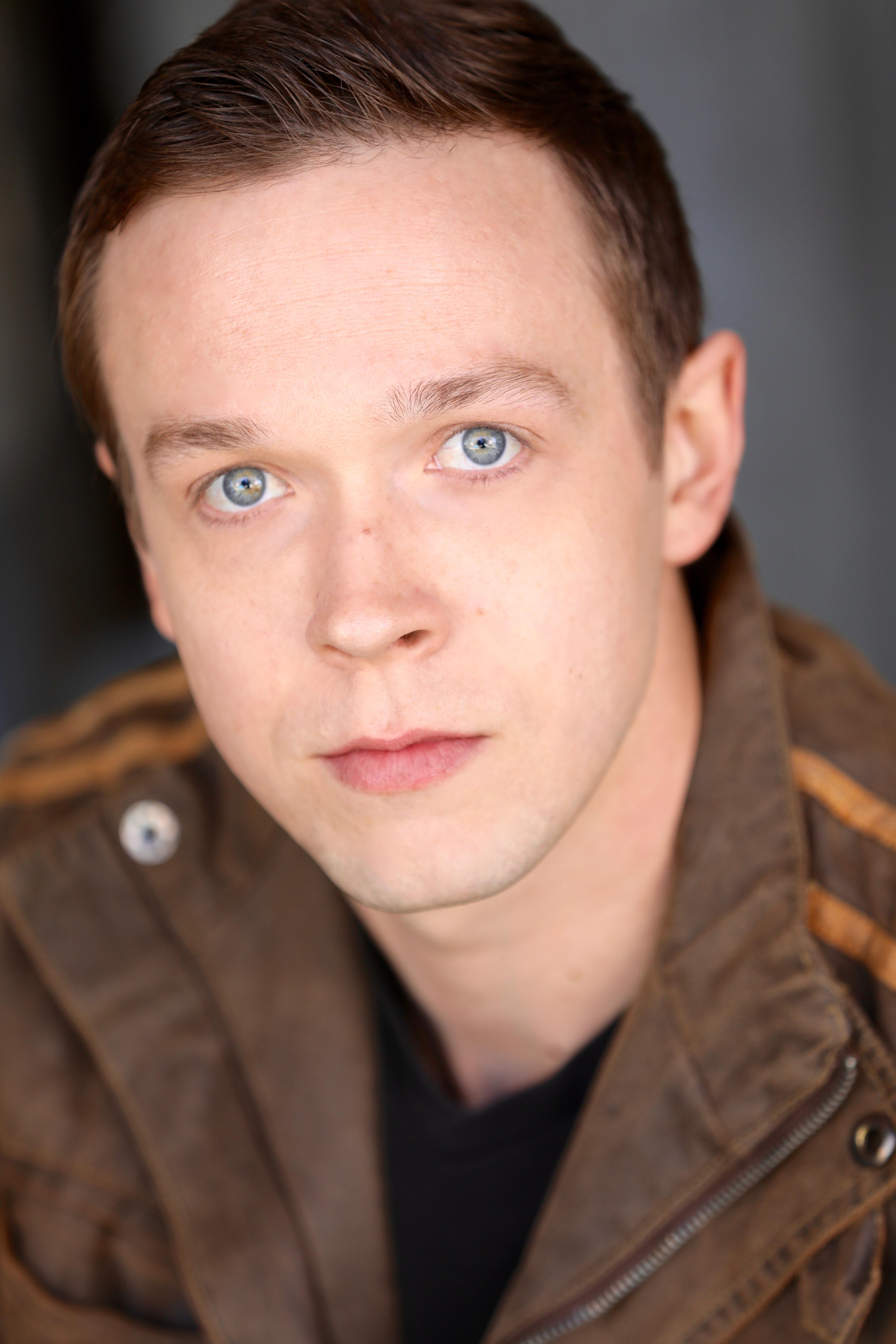 actor Evan Adrian large photo