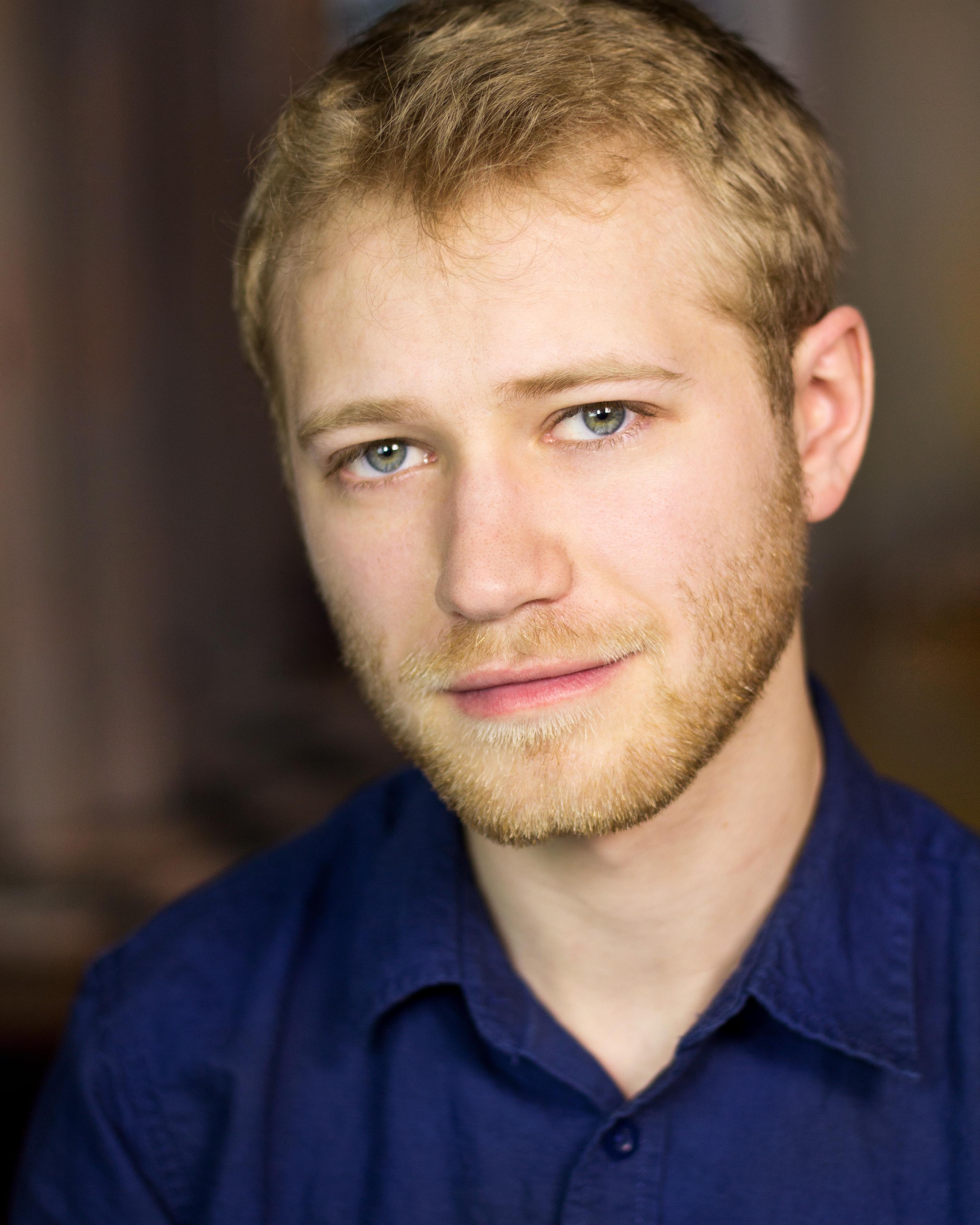 actor Chris Schuler large photo