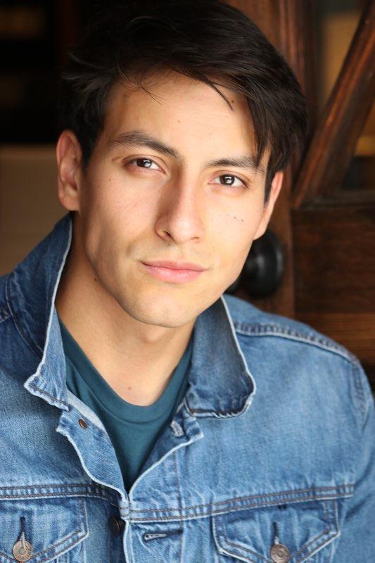 actor Edward Llerena large photo