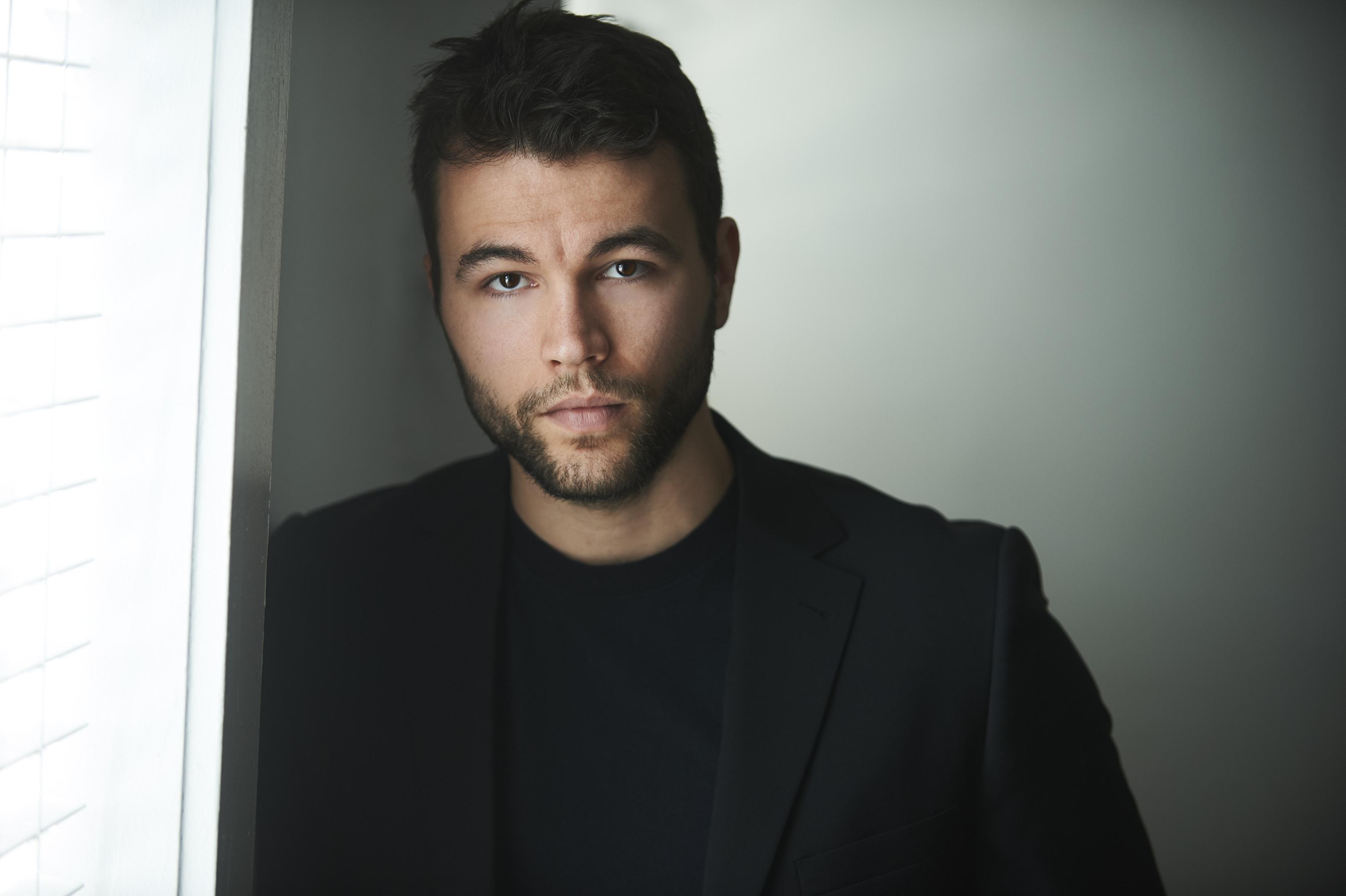 actor Dylan House large photo