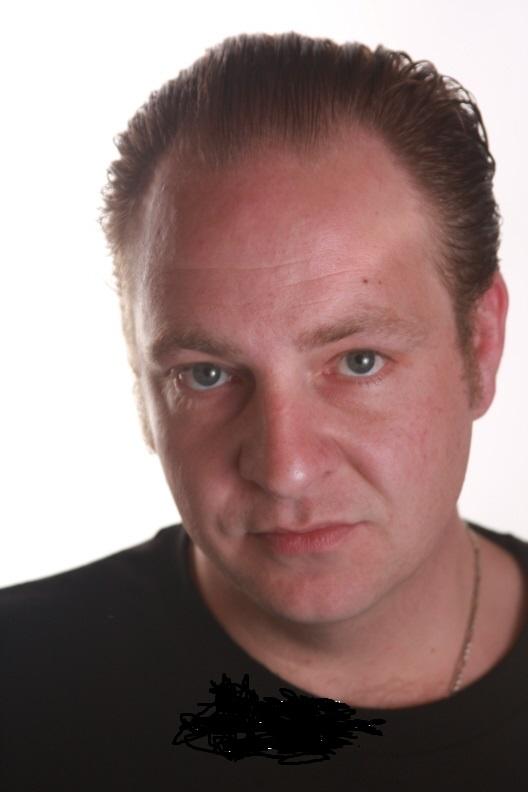 actor Gary Brunner large photo