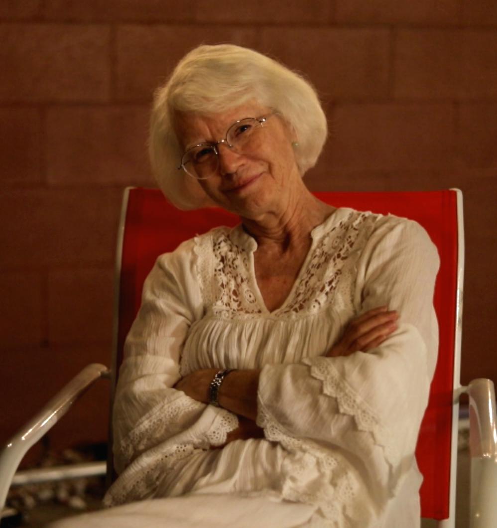 actor Becky Brown large photo