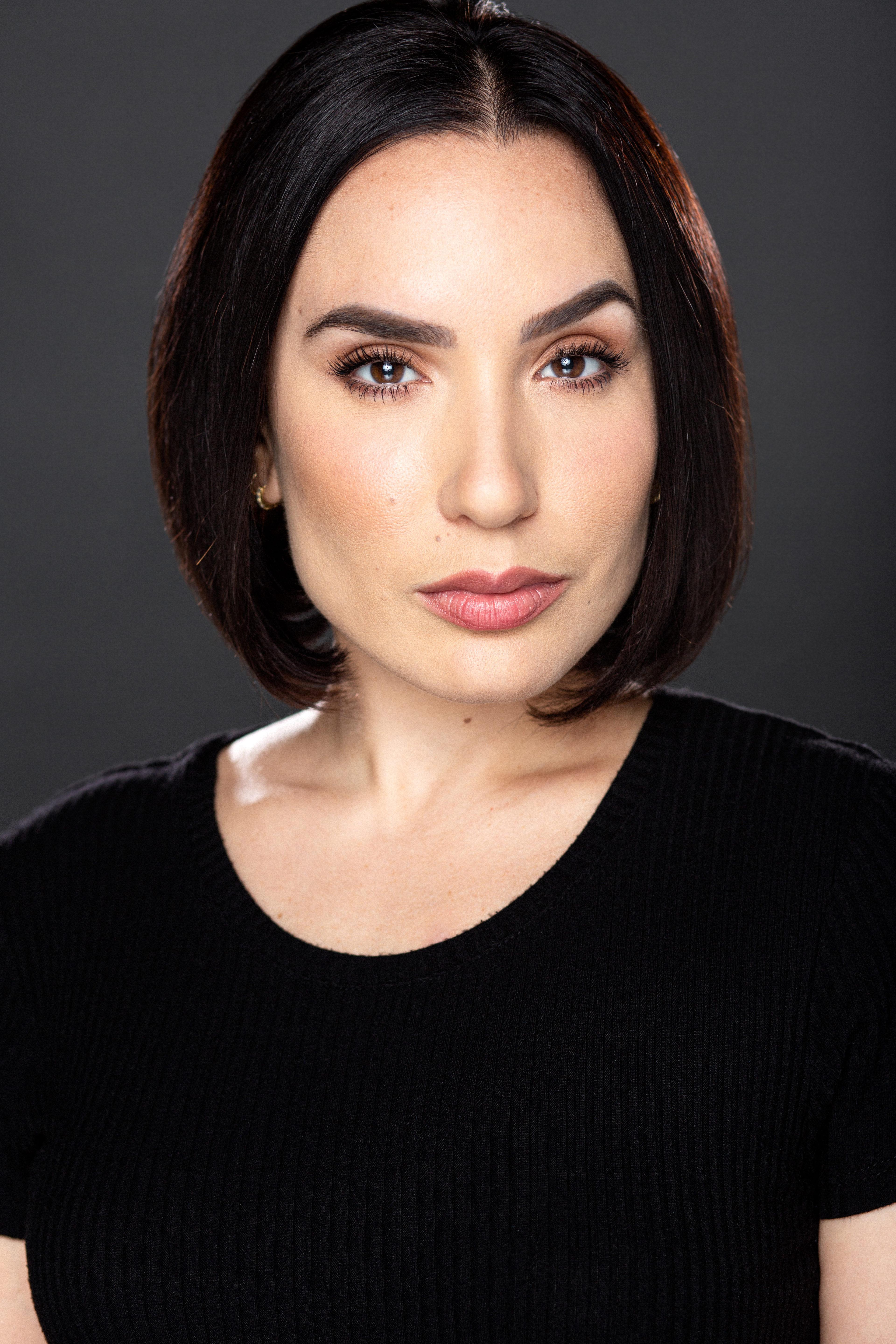 actor Renata Bresciani large photo