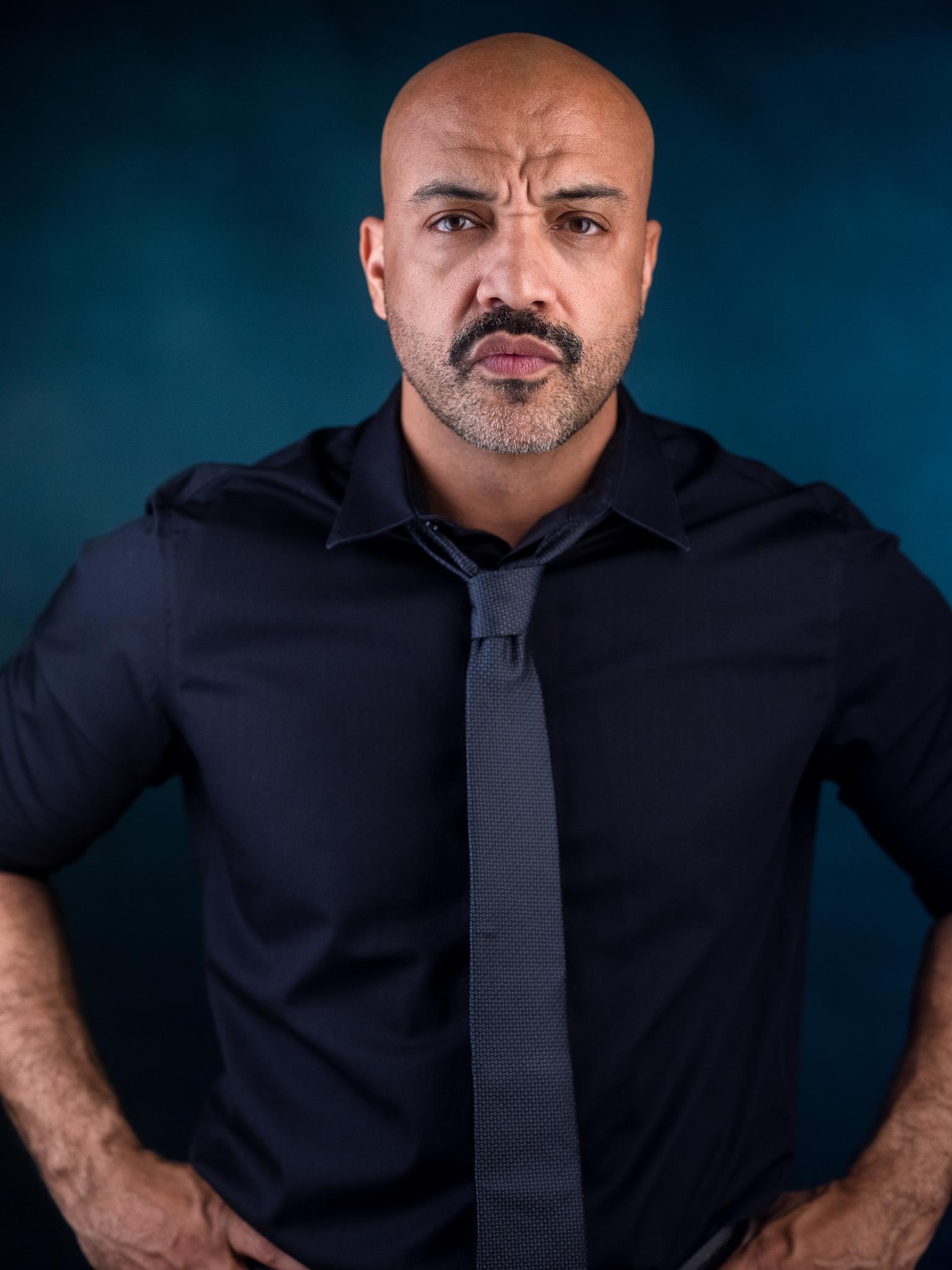 actor Perry Strong large photo