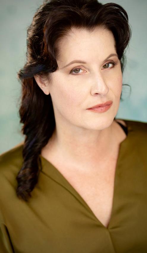 actor Kate Jo Hughes large photo