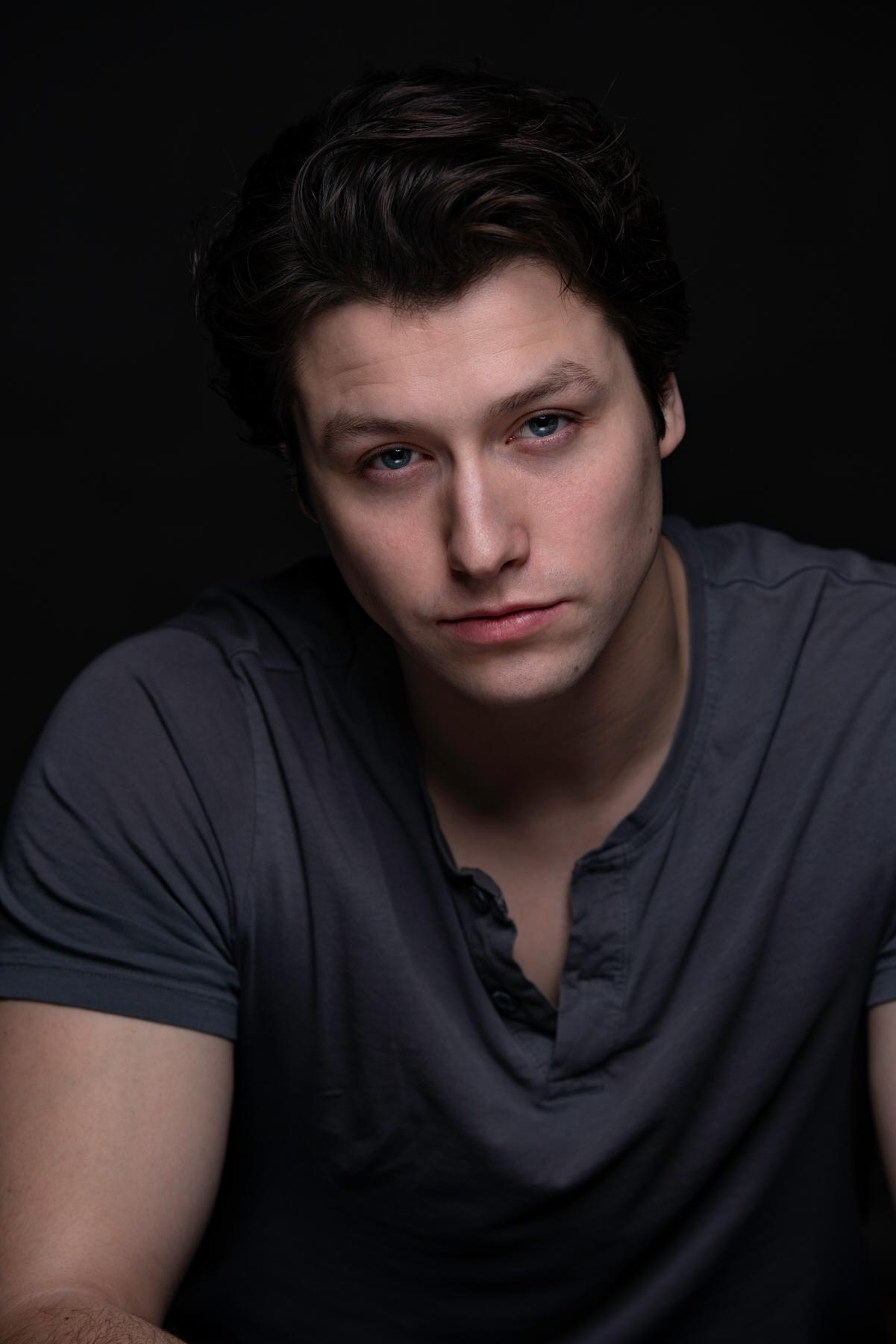 actor Stephen Kalyn large photo