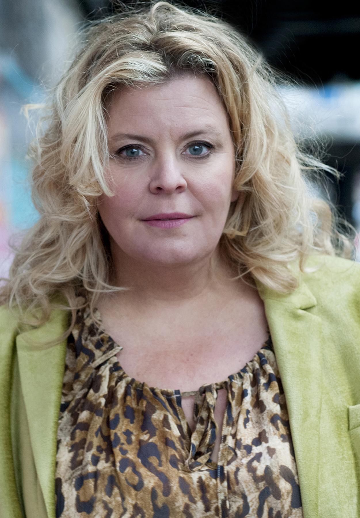 actor Carolin Spieß large photo