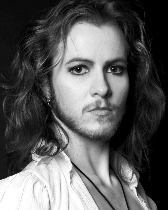 actor Ed Zephyr large photo