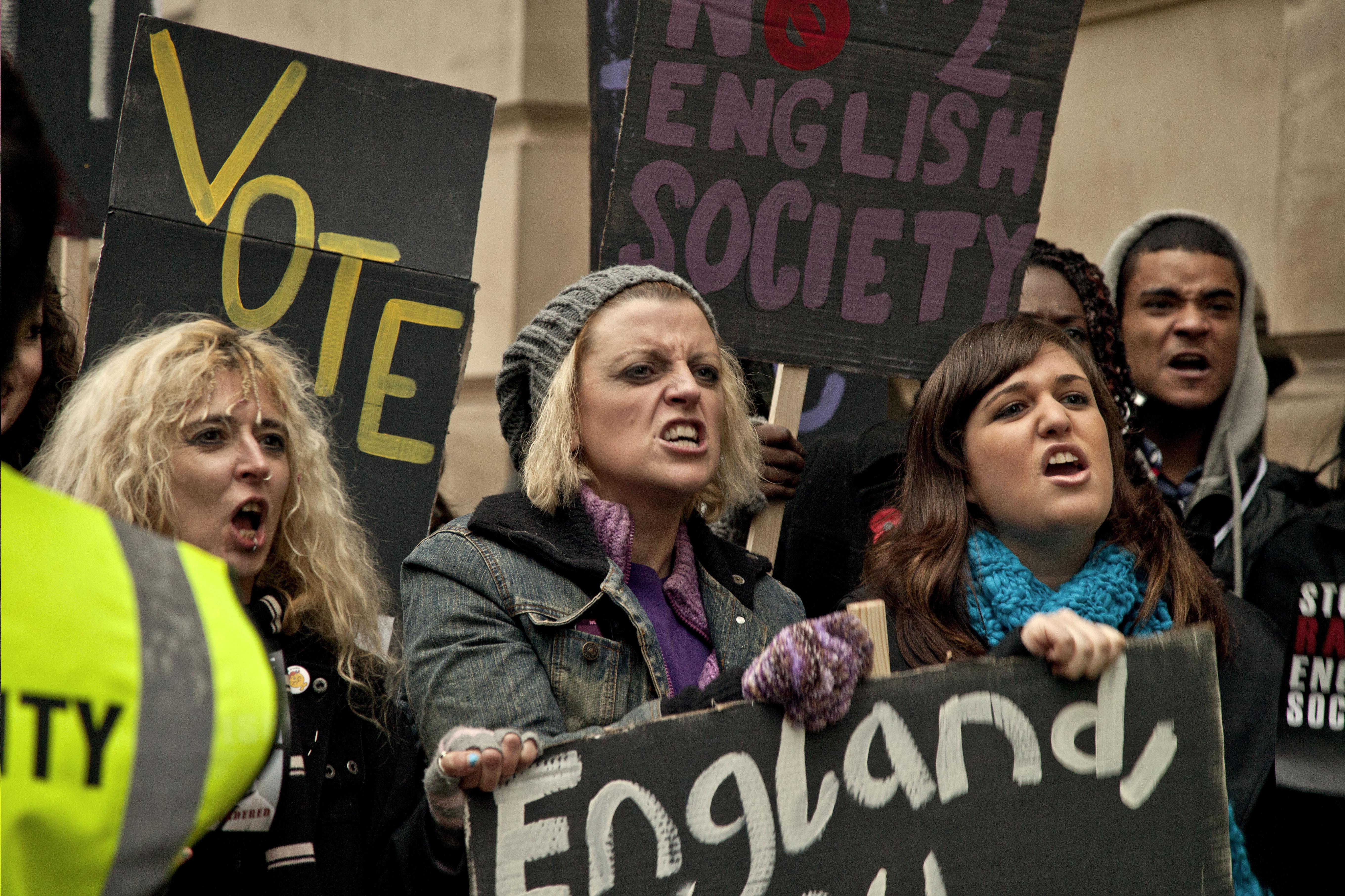 actor Deborah McEwan large photo