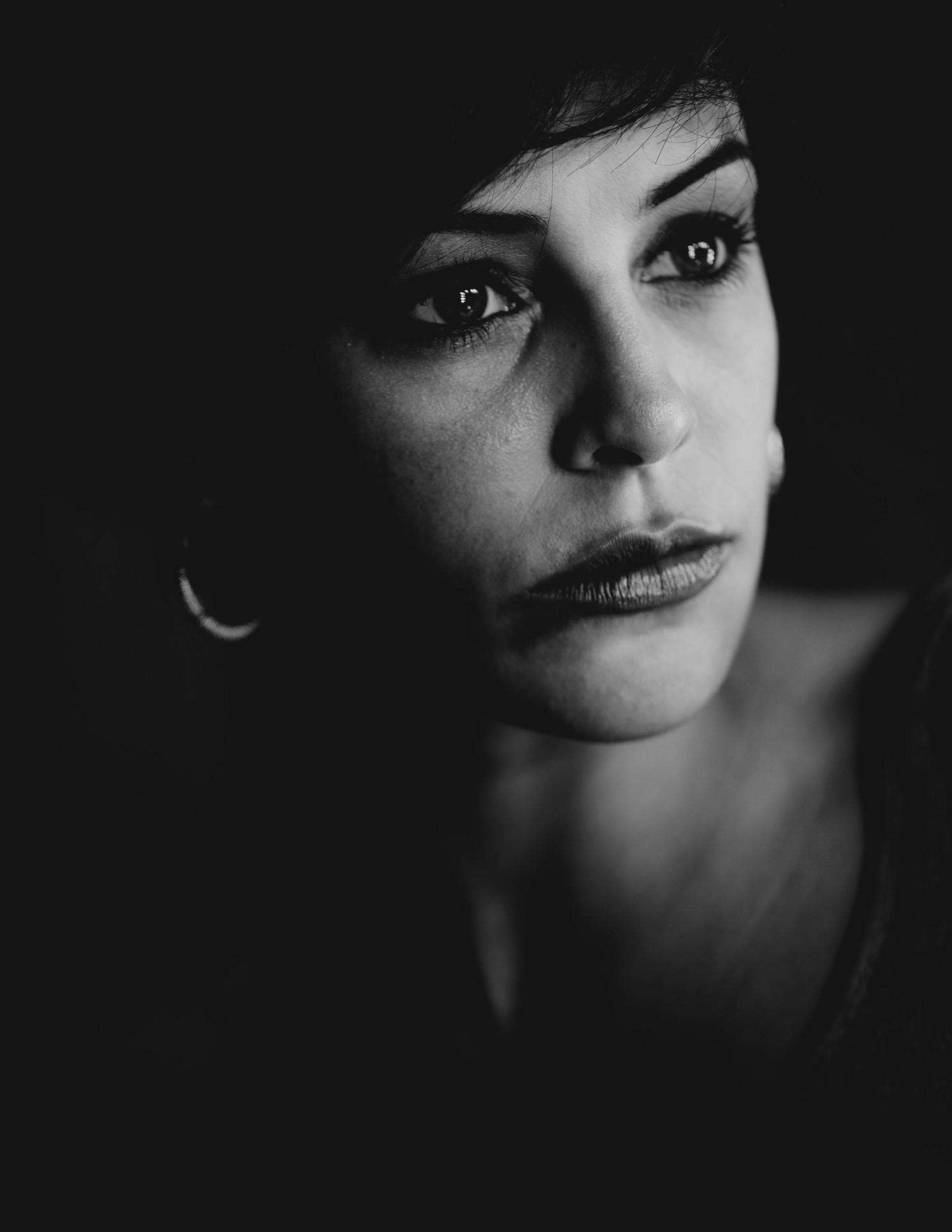 actor Sara Casasnovas large photo