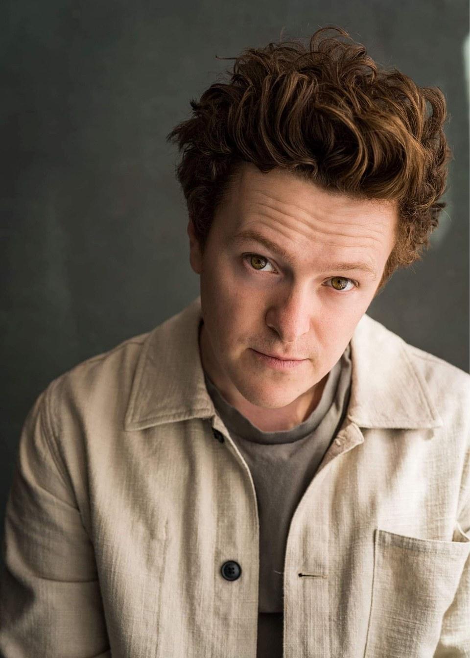 actor Jonny Weldon large photo