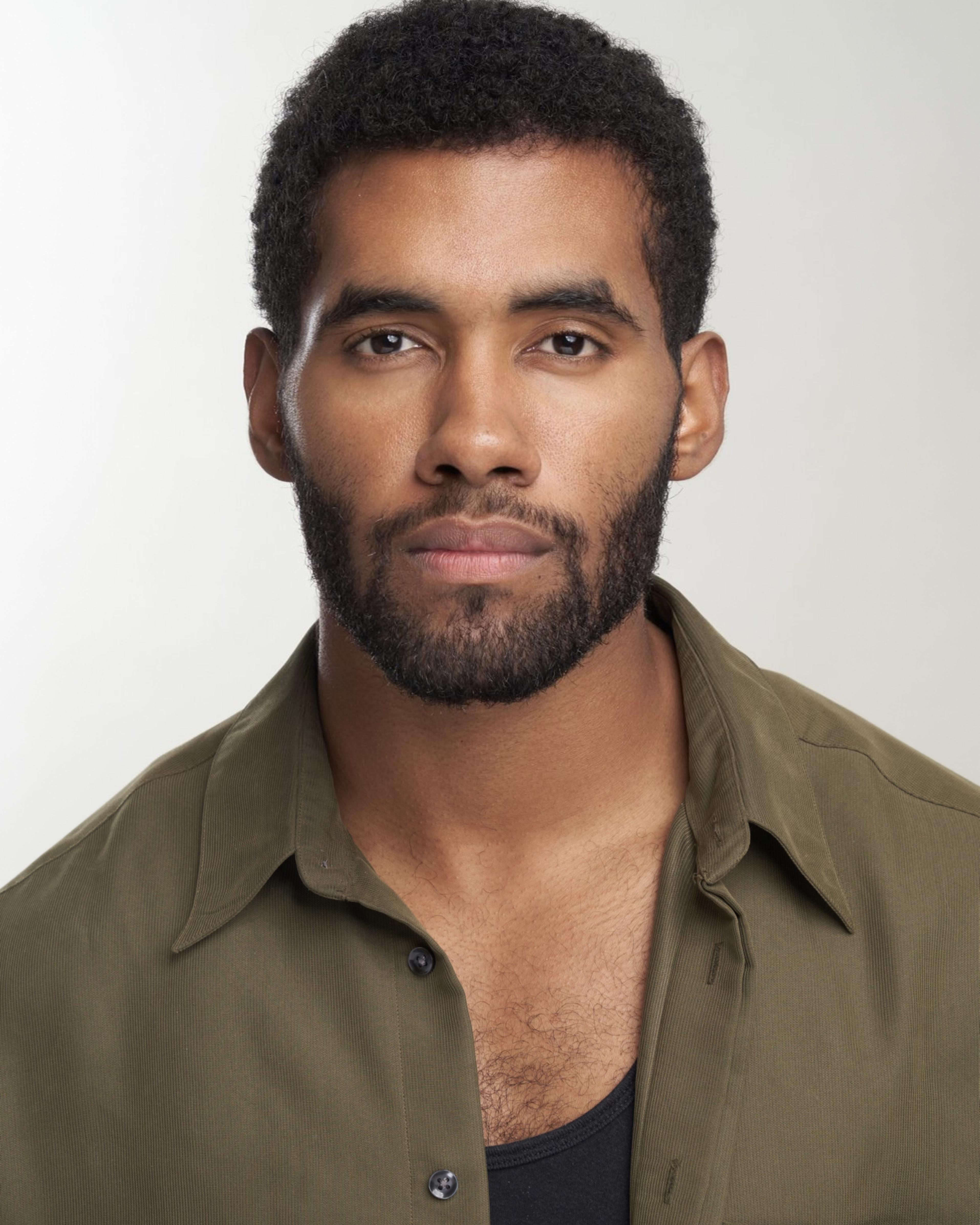 actor Brandon Santana large photo