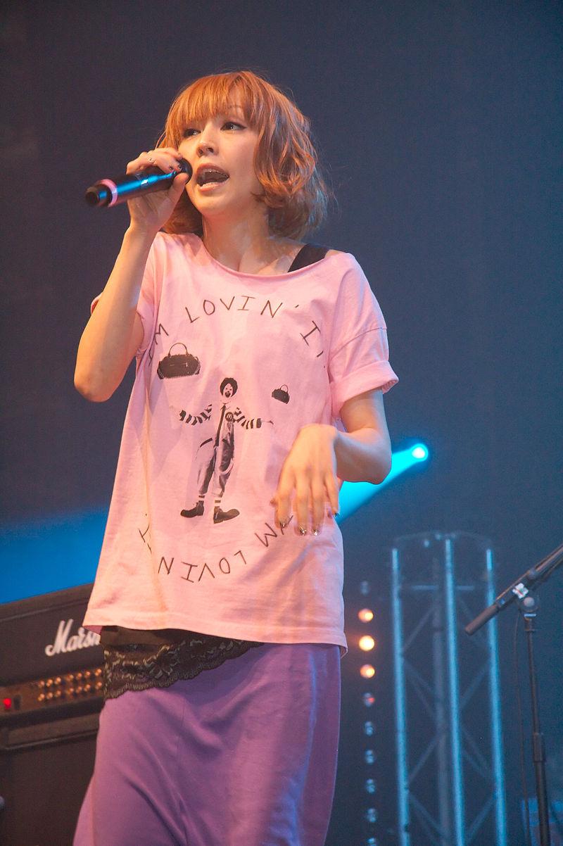 actor Yumi Yoshimura large photo