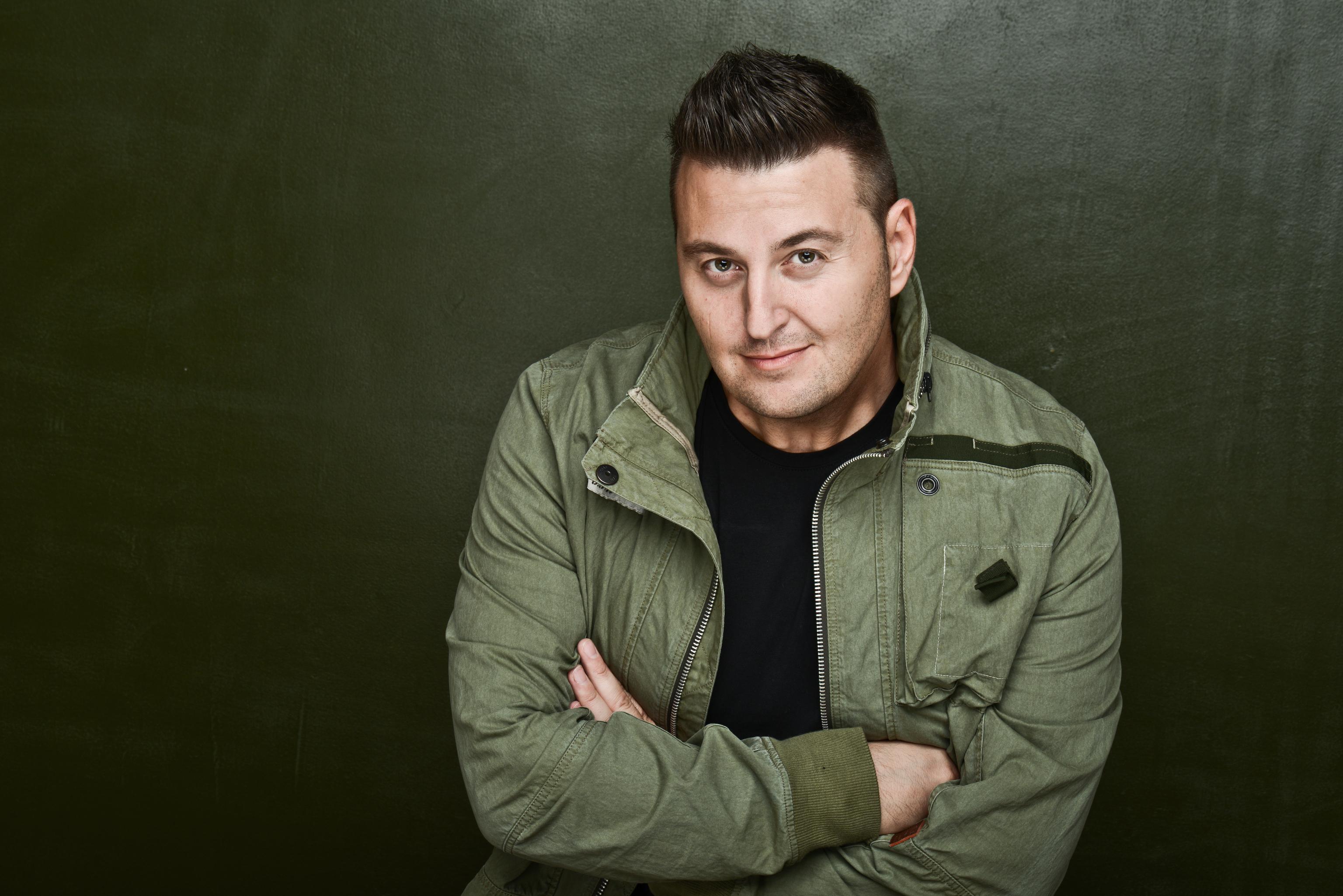 actor Peter Apostolopoulos large photo