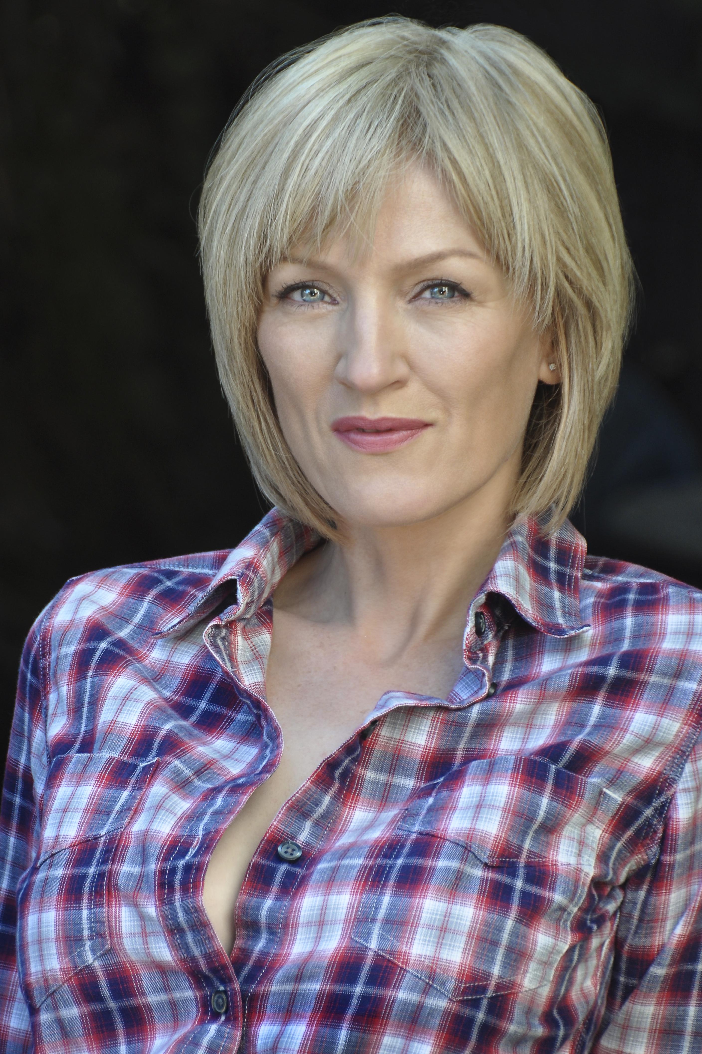 actor Sile Bermingham large photo