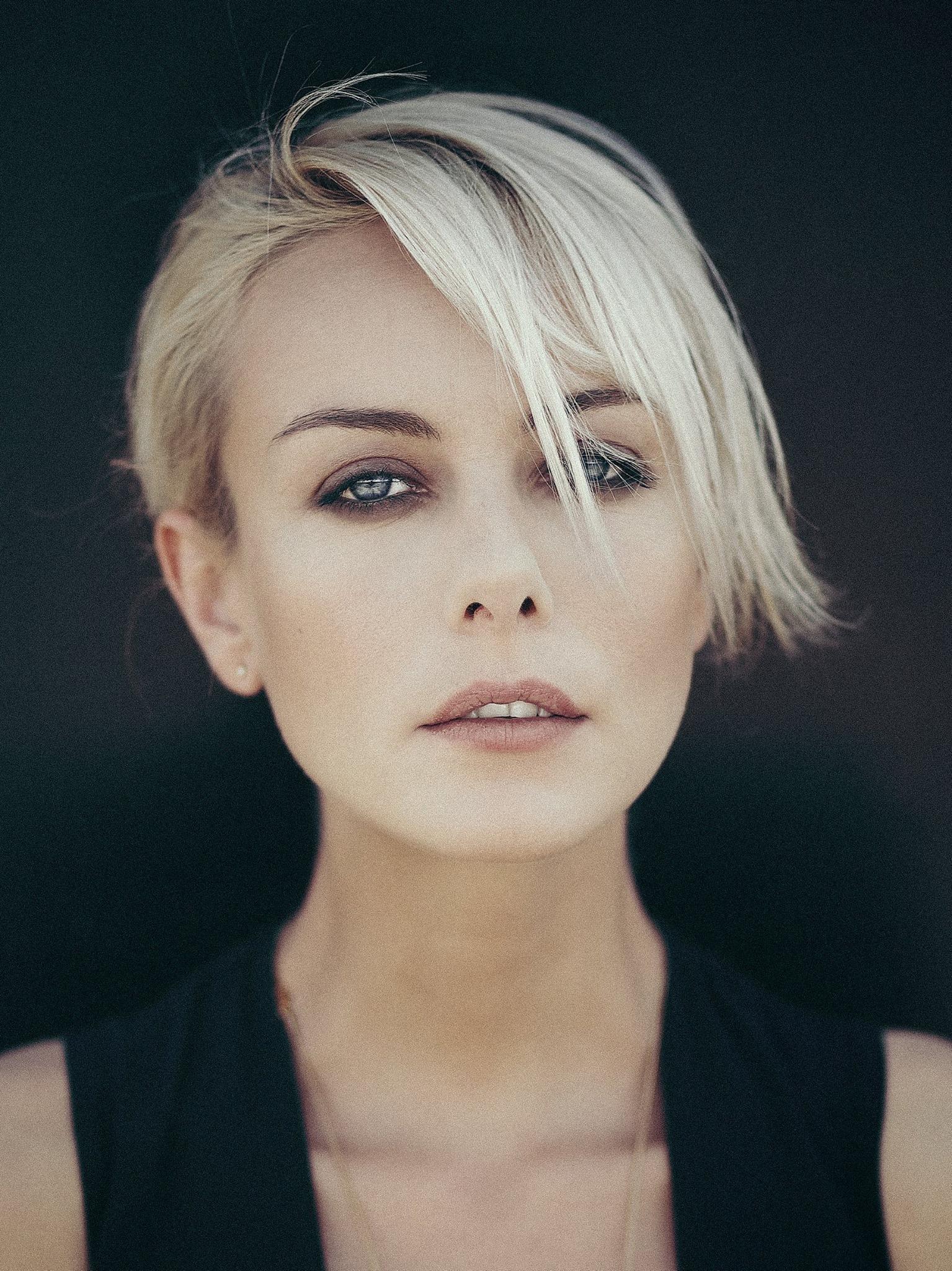 actor Severija Janusauskaite large photo