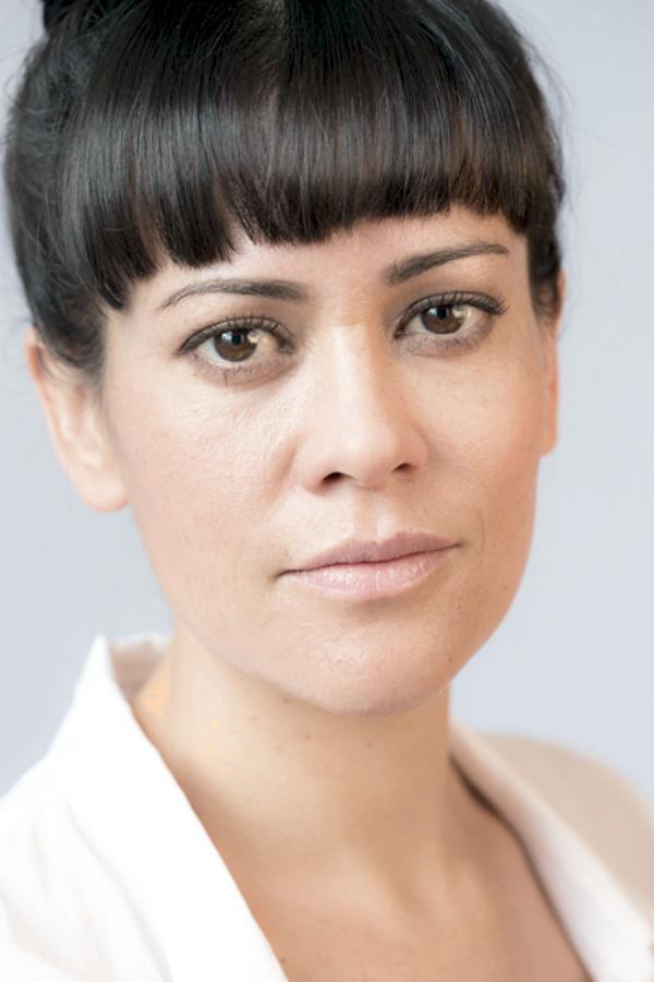 actor Miriama McDowell large photo