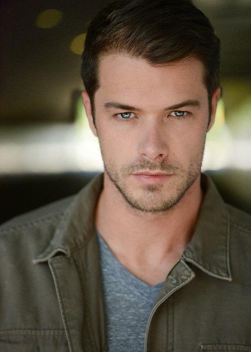 actor Oliver Goodwill large photo