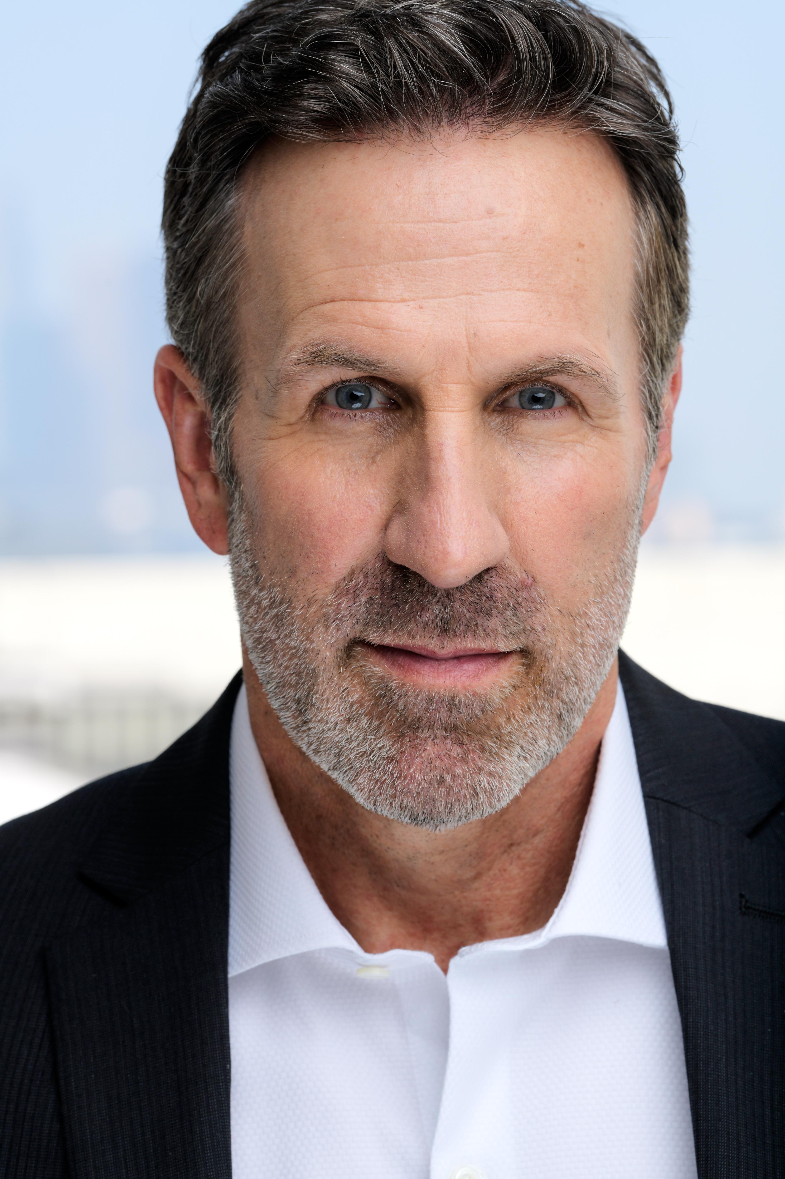 actor David Kelsey large photo