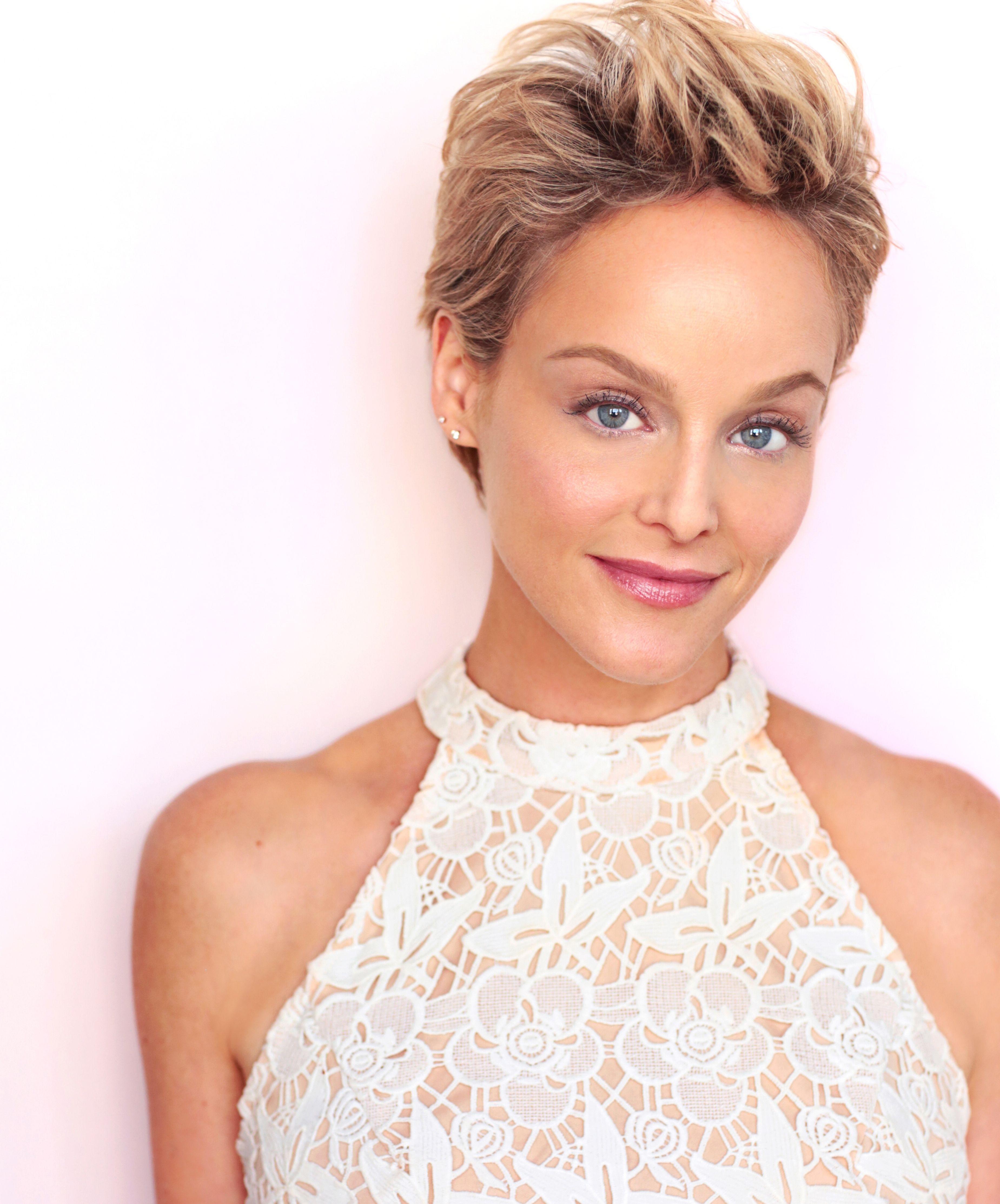 actor Dana Daurey large photo