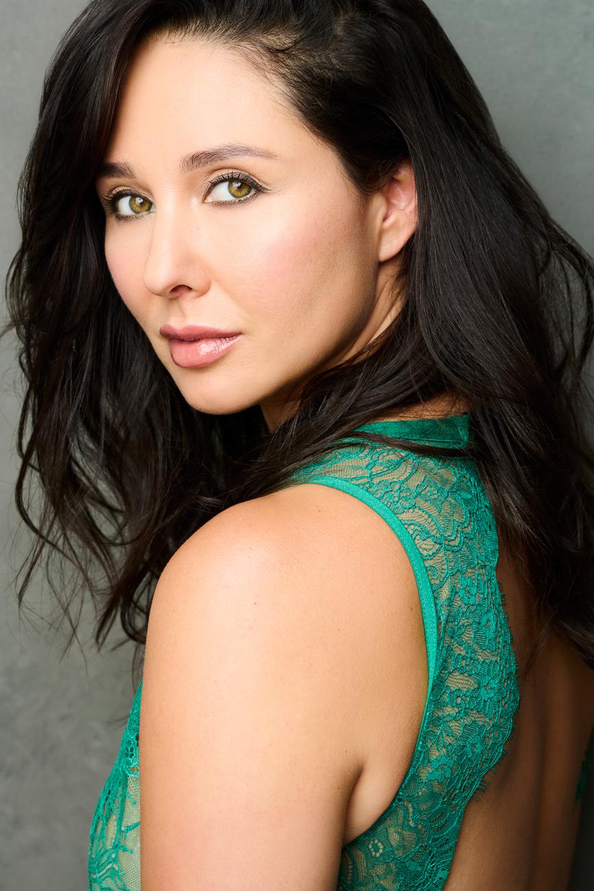 actor Olivia Stiefel large photo