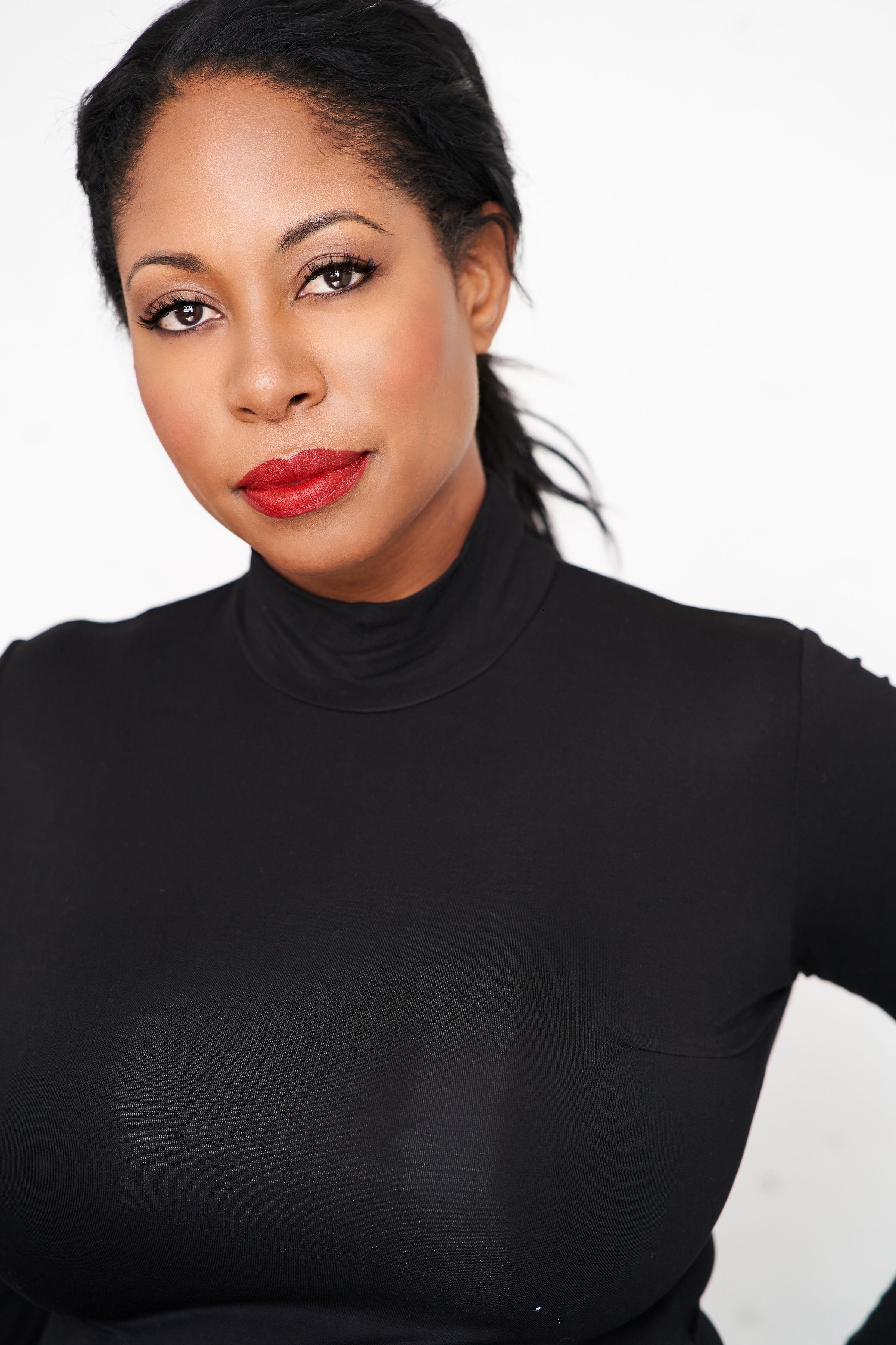 actor Kristen Marie Kelly large photo