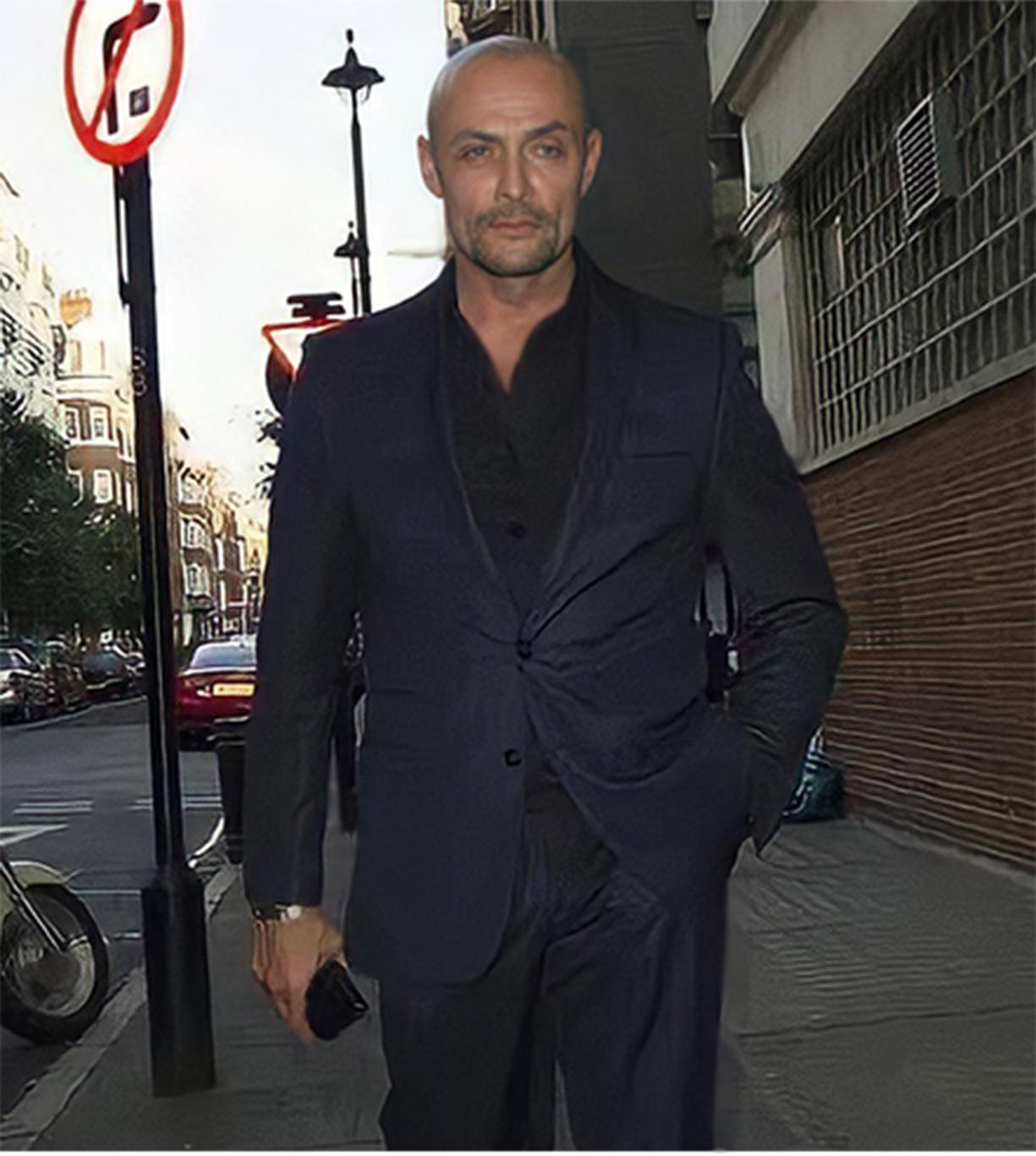 actor Sean Cronin large photo