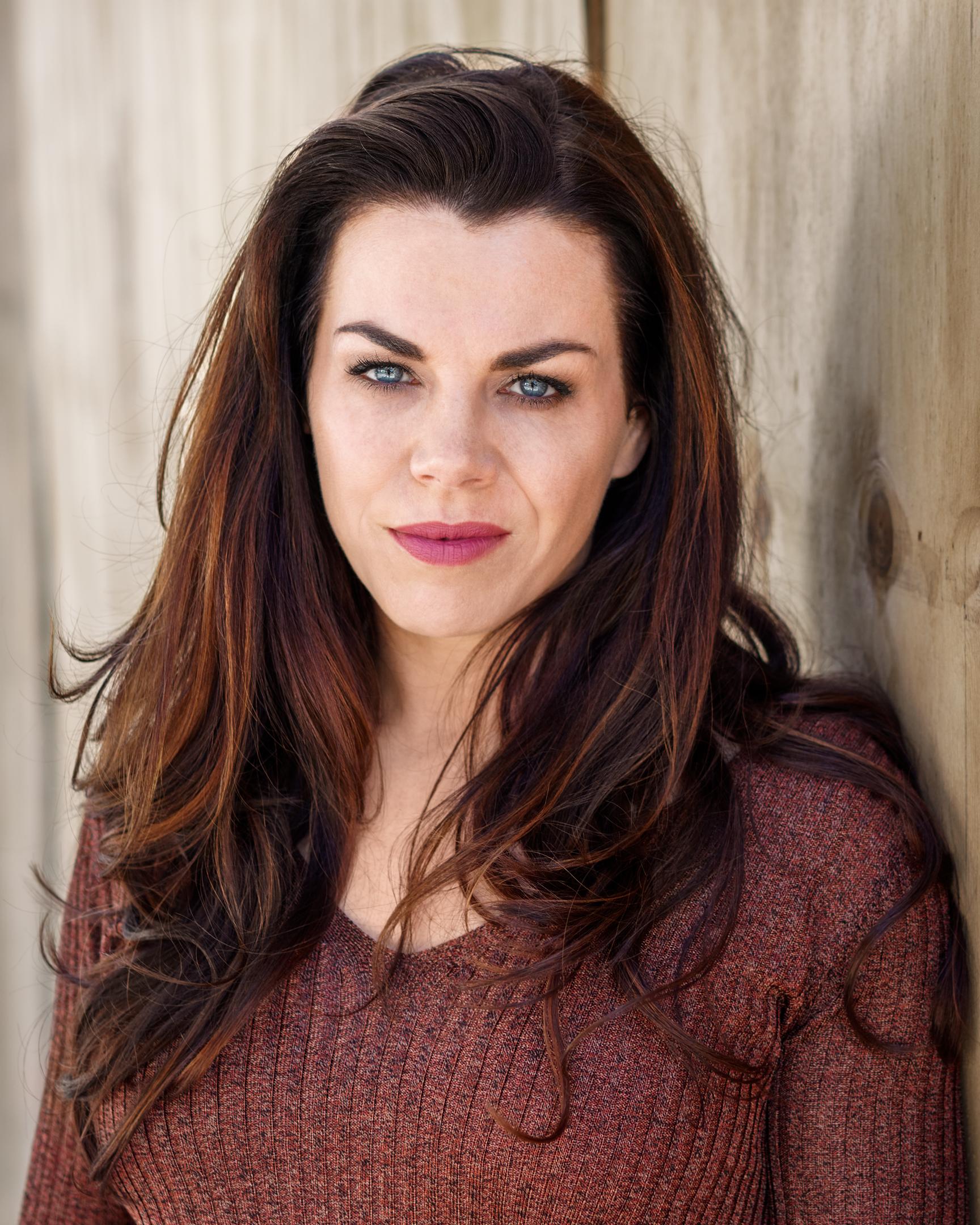 actor Sinead O'Riordan large photo