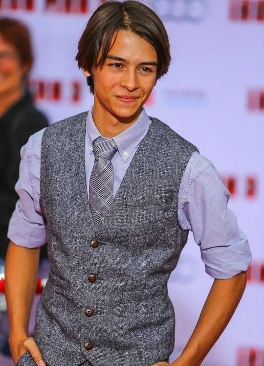 actor Bridger Zadina large photo