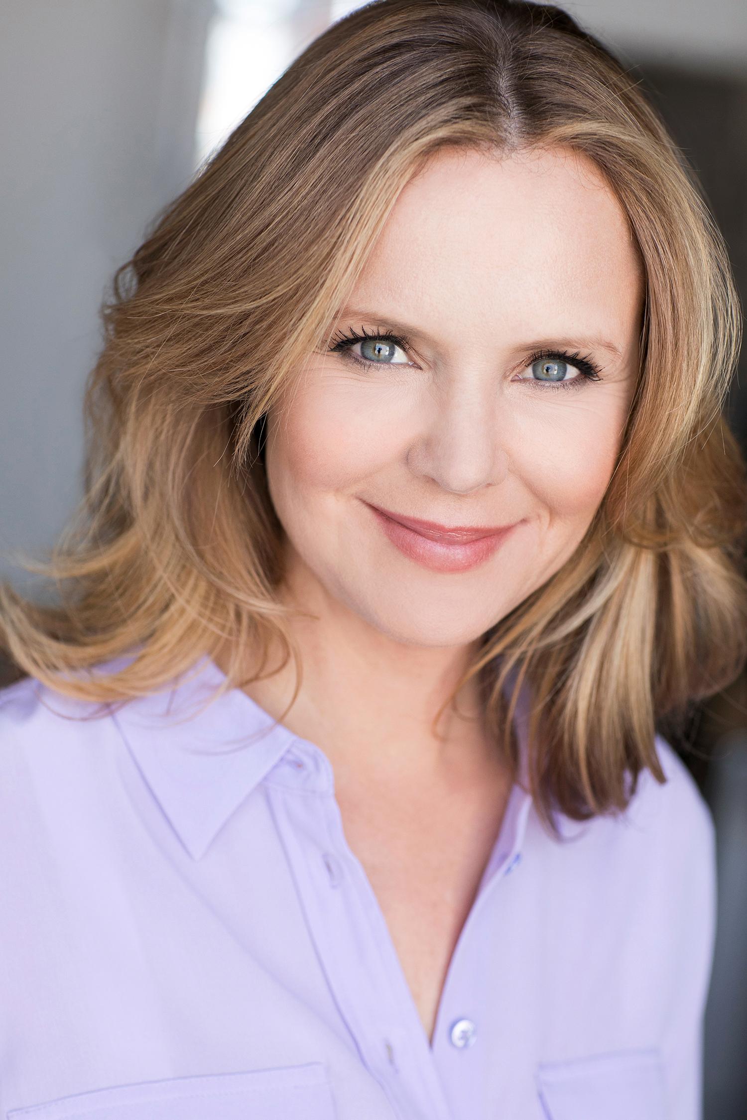 actor Sarah Aldrich large photo