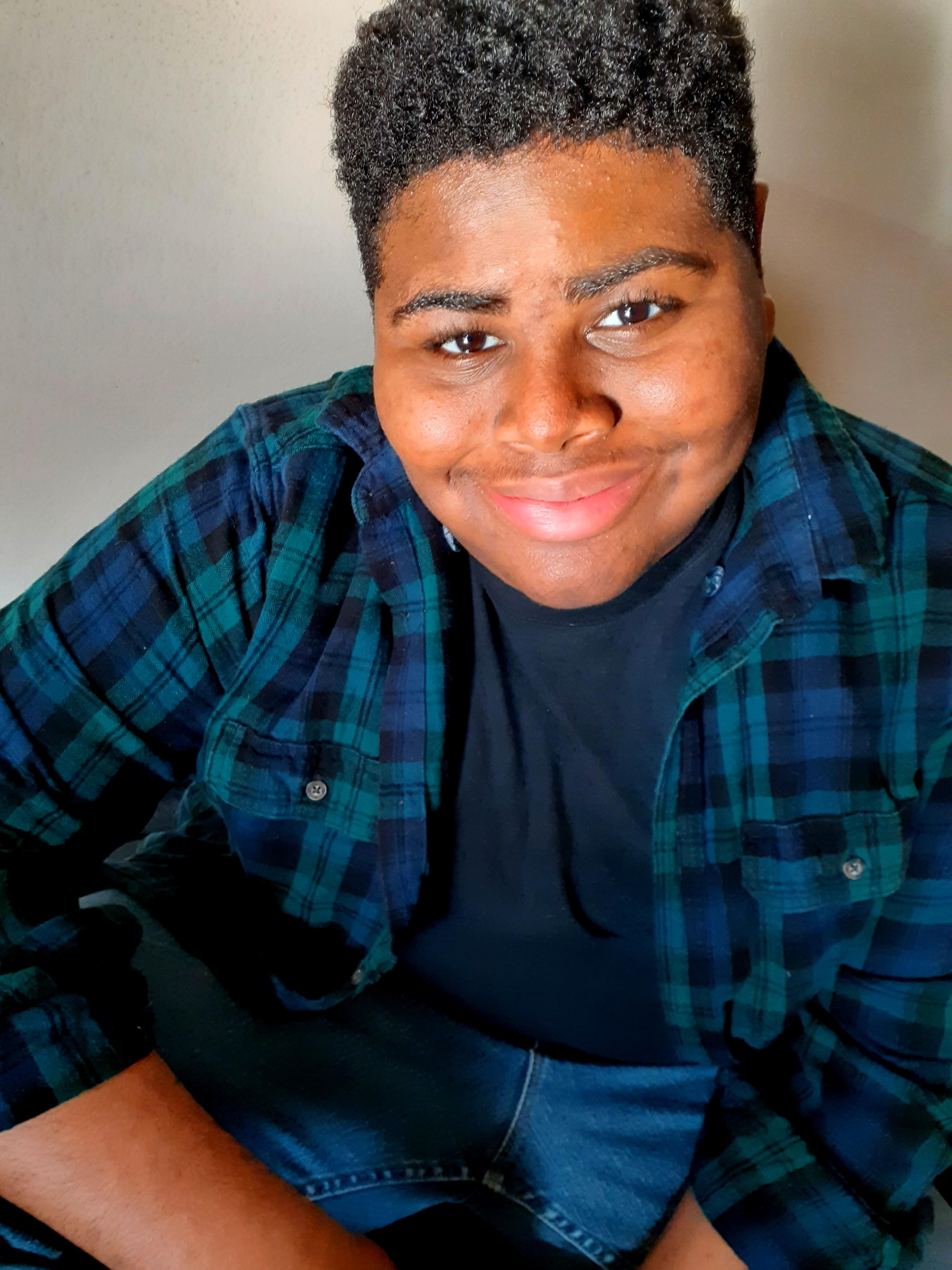 actor Akinyele Caldwell large photo