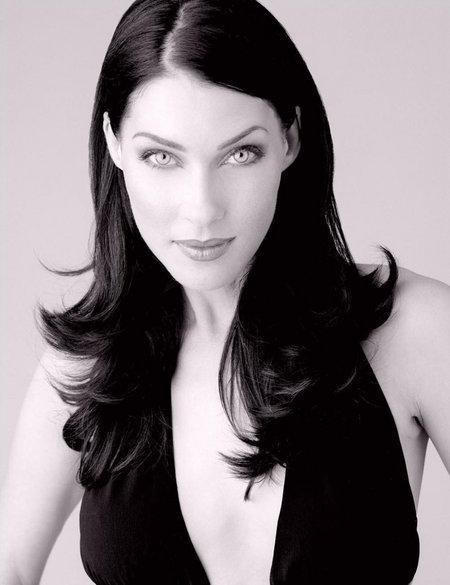 actor Mitzi Martin large photo