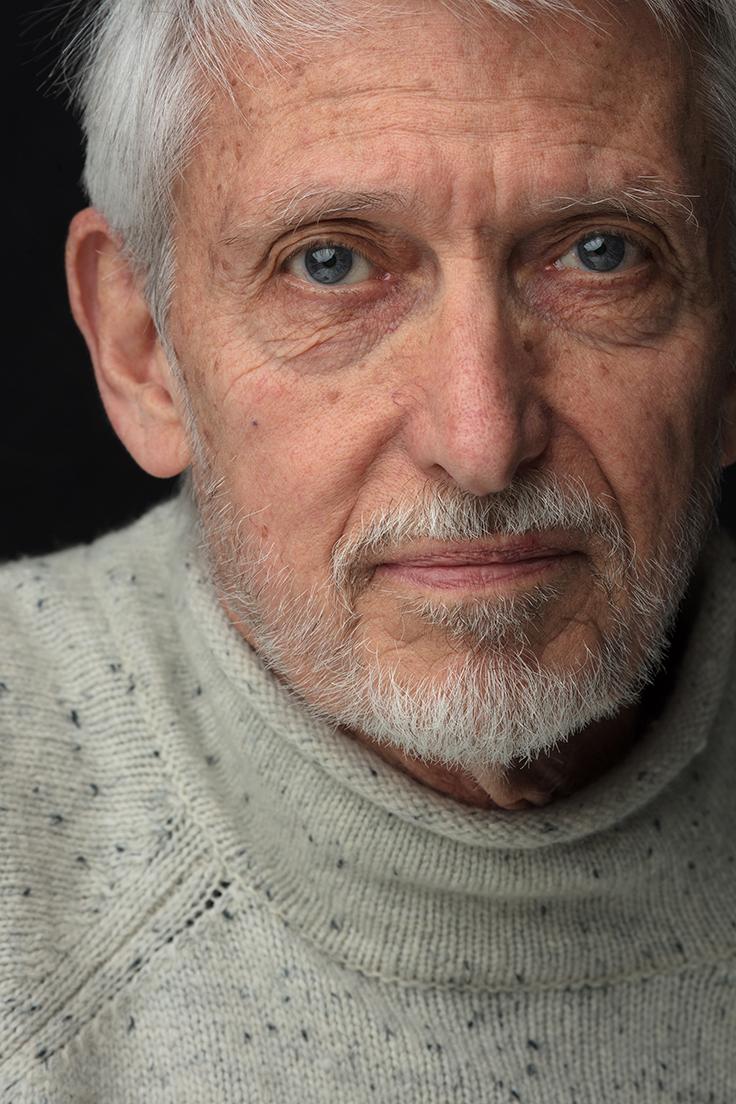 actor Mark Bramhall large photo