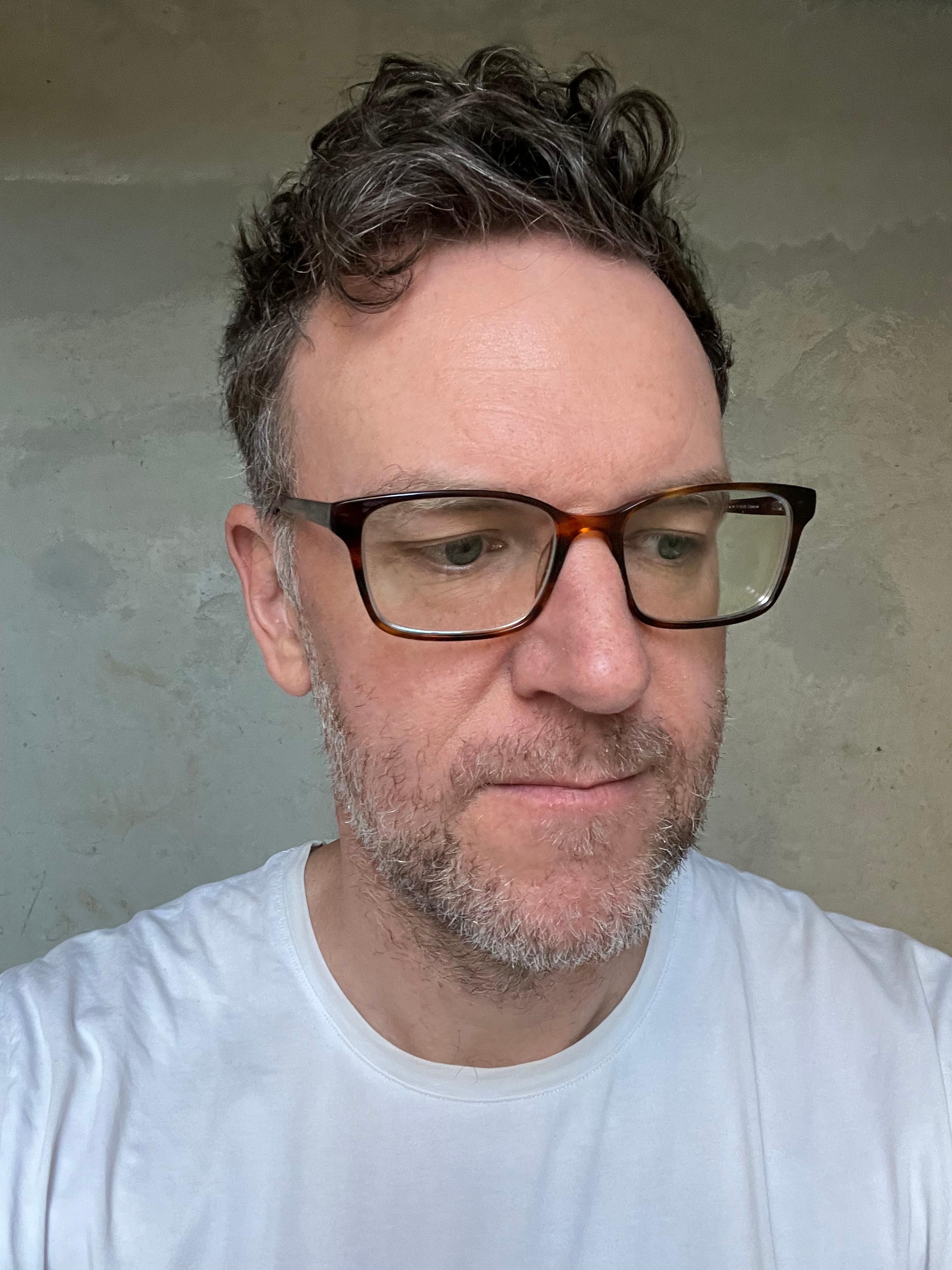 actor Brendan Gall large photo