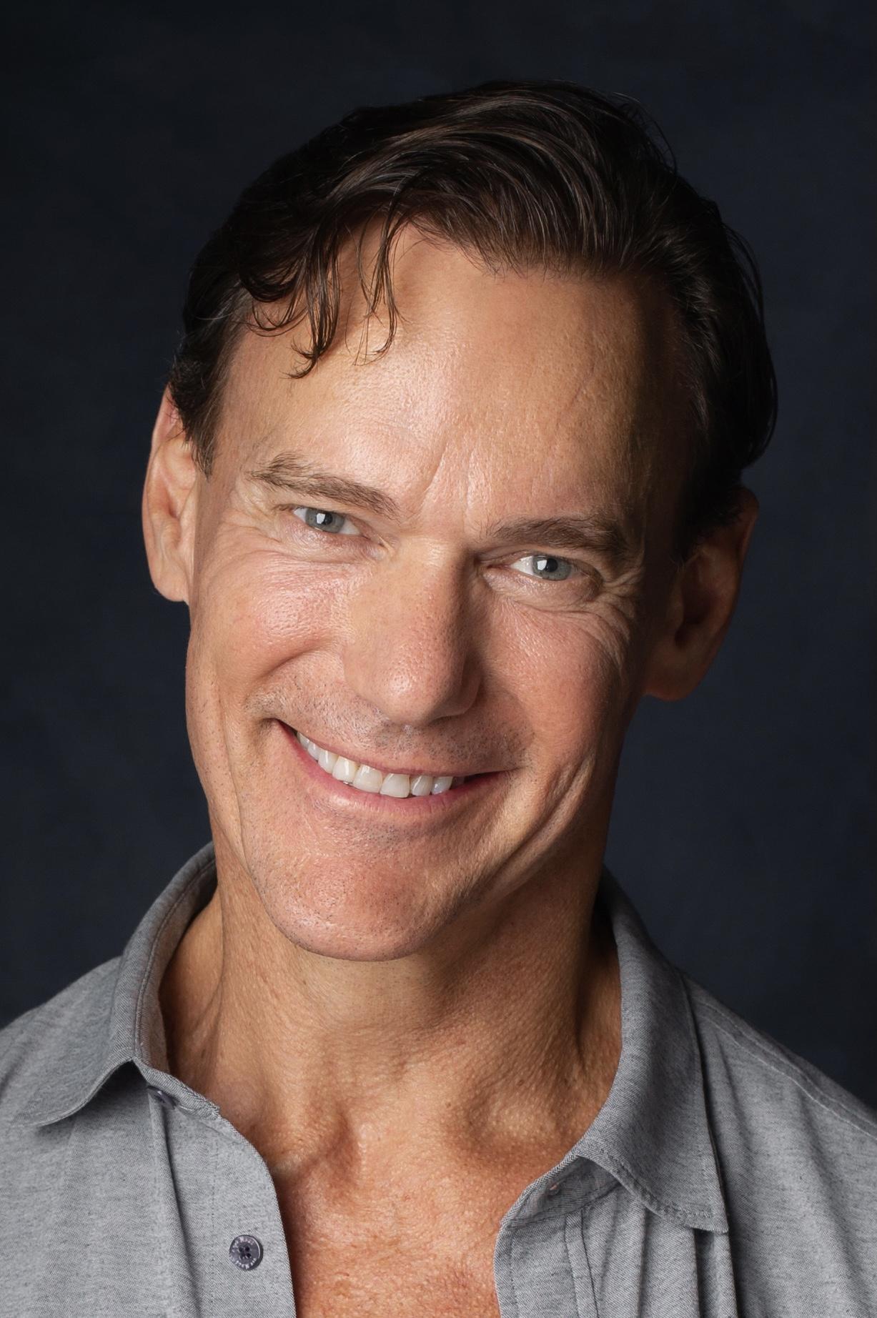 actor Paul Vos large photo