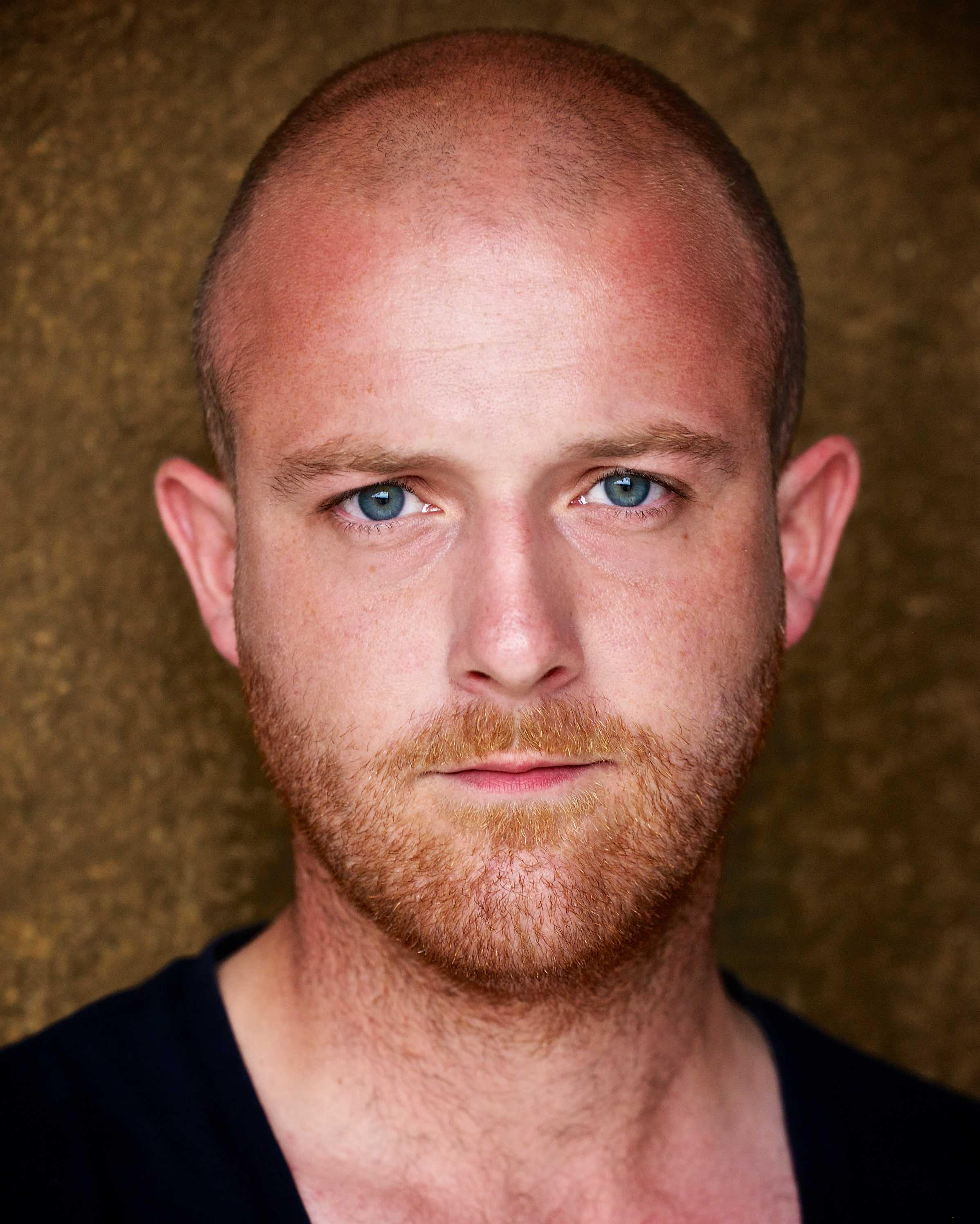 actor Gregor Firth large photo