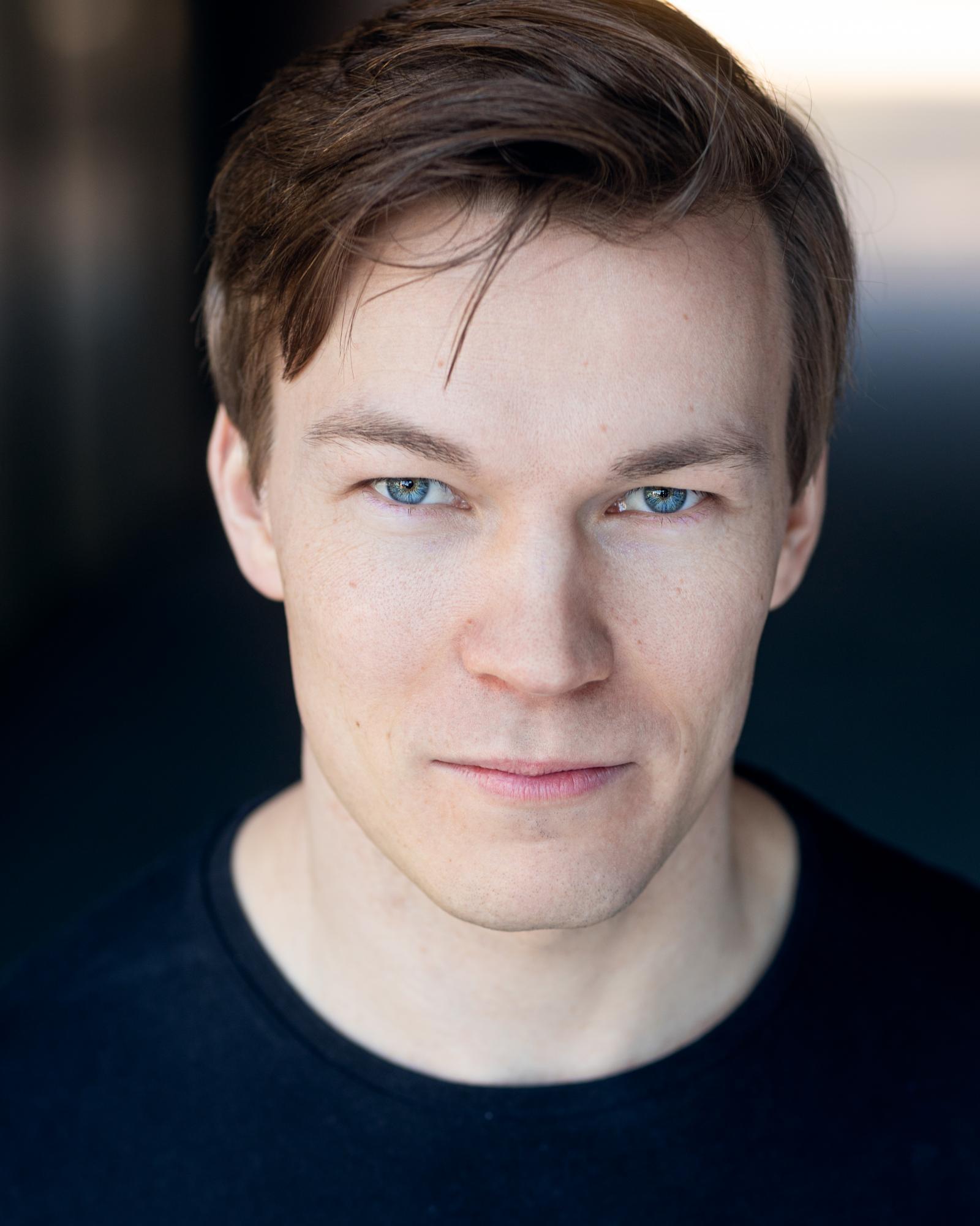 actor Alexander Bracq large photo