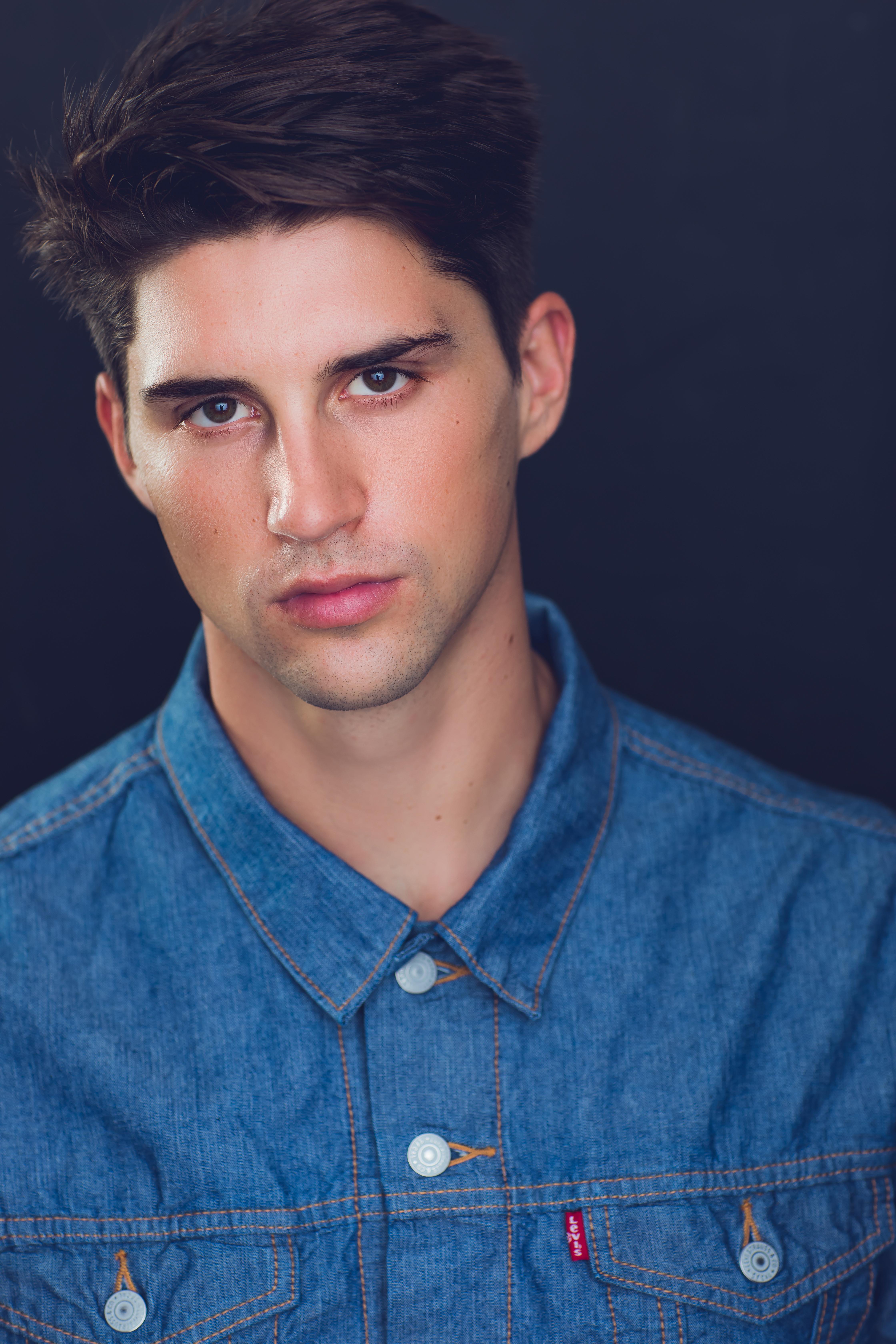 actor Gage Banister large photo